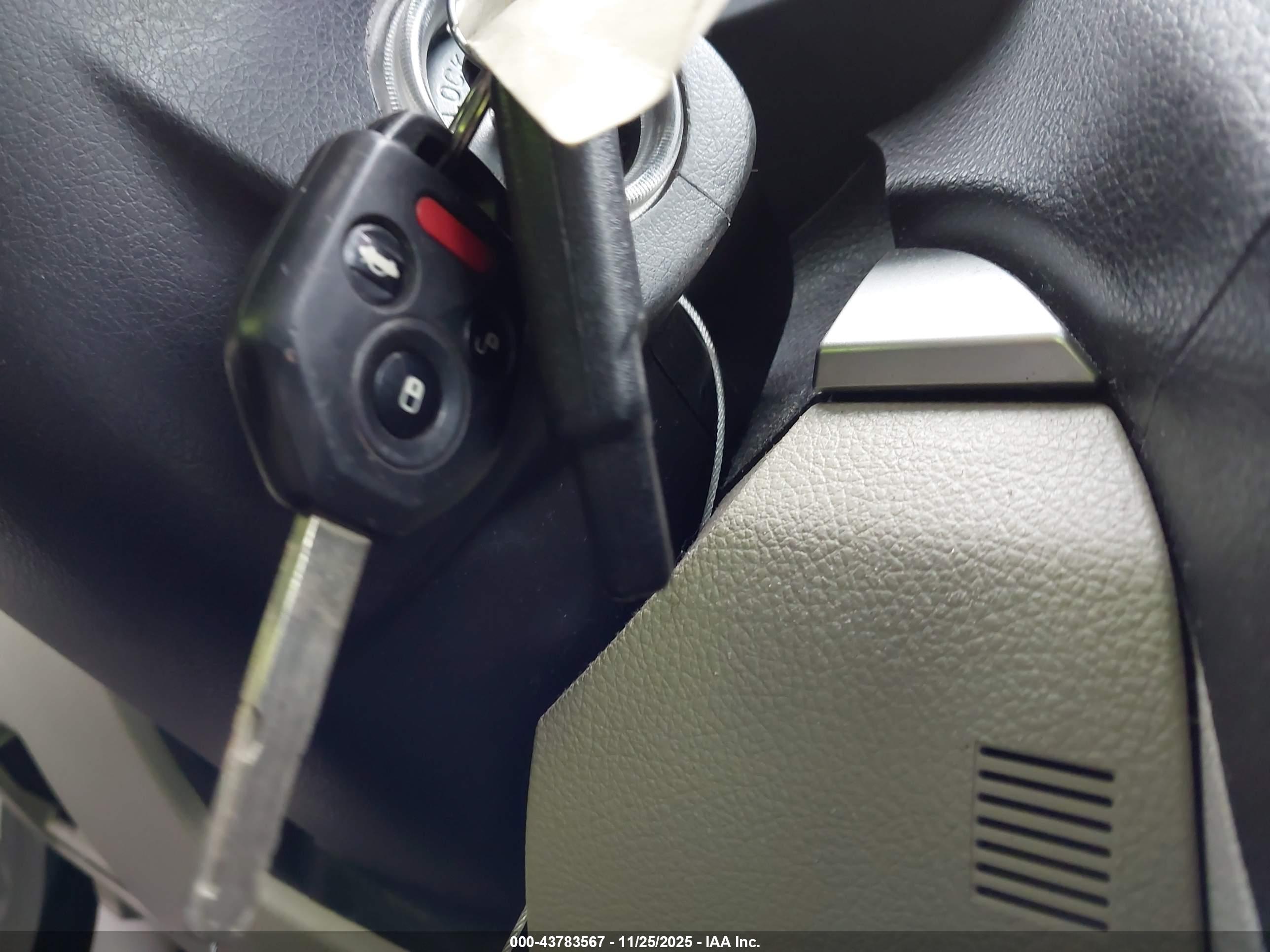 SUBARU OUTBACK image 11