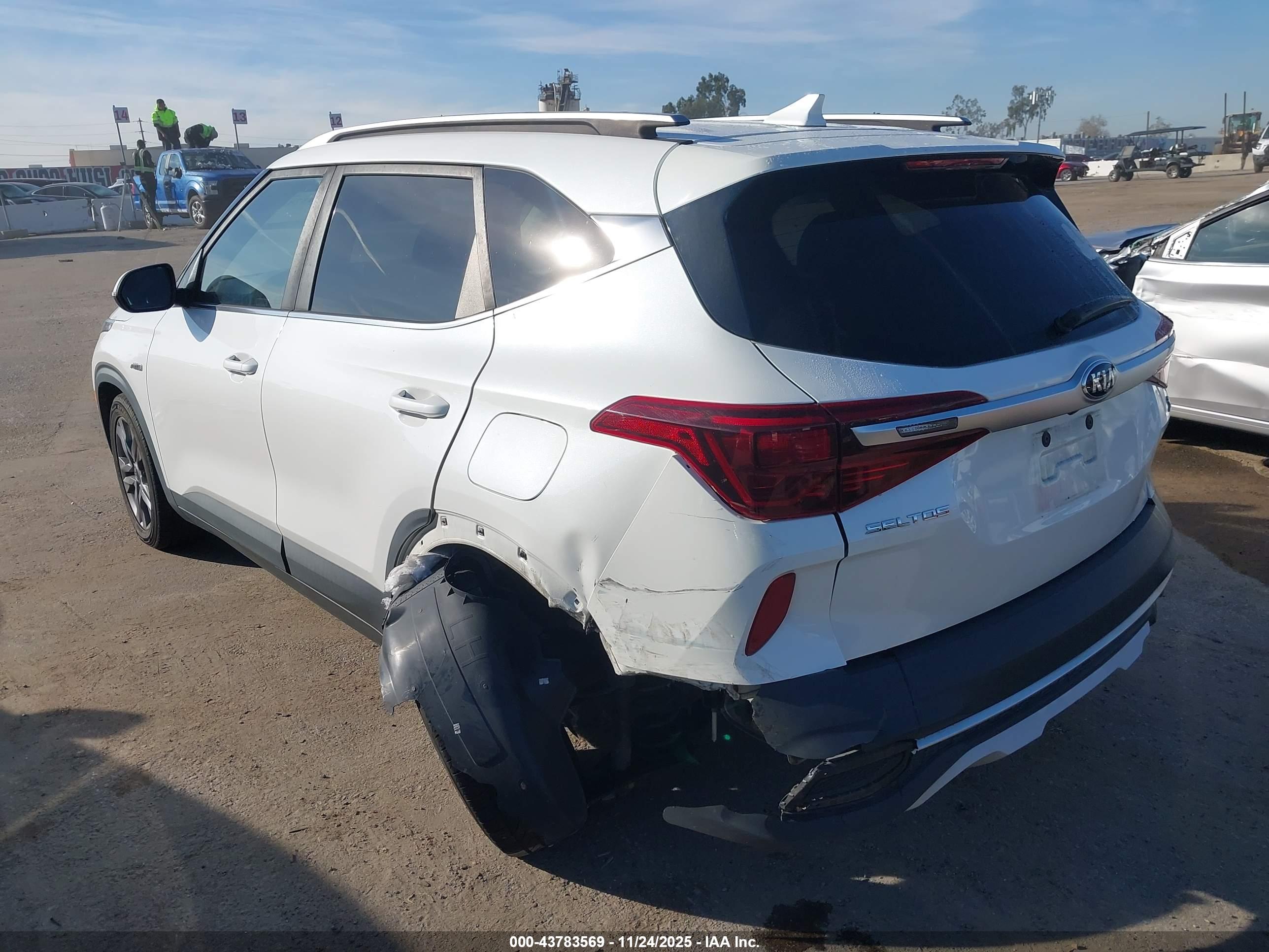 KIA SELTOS image 3