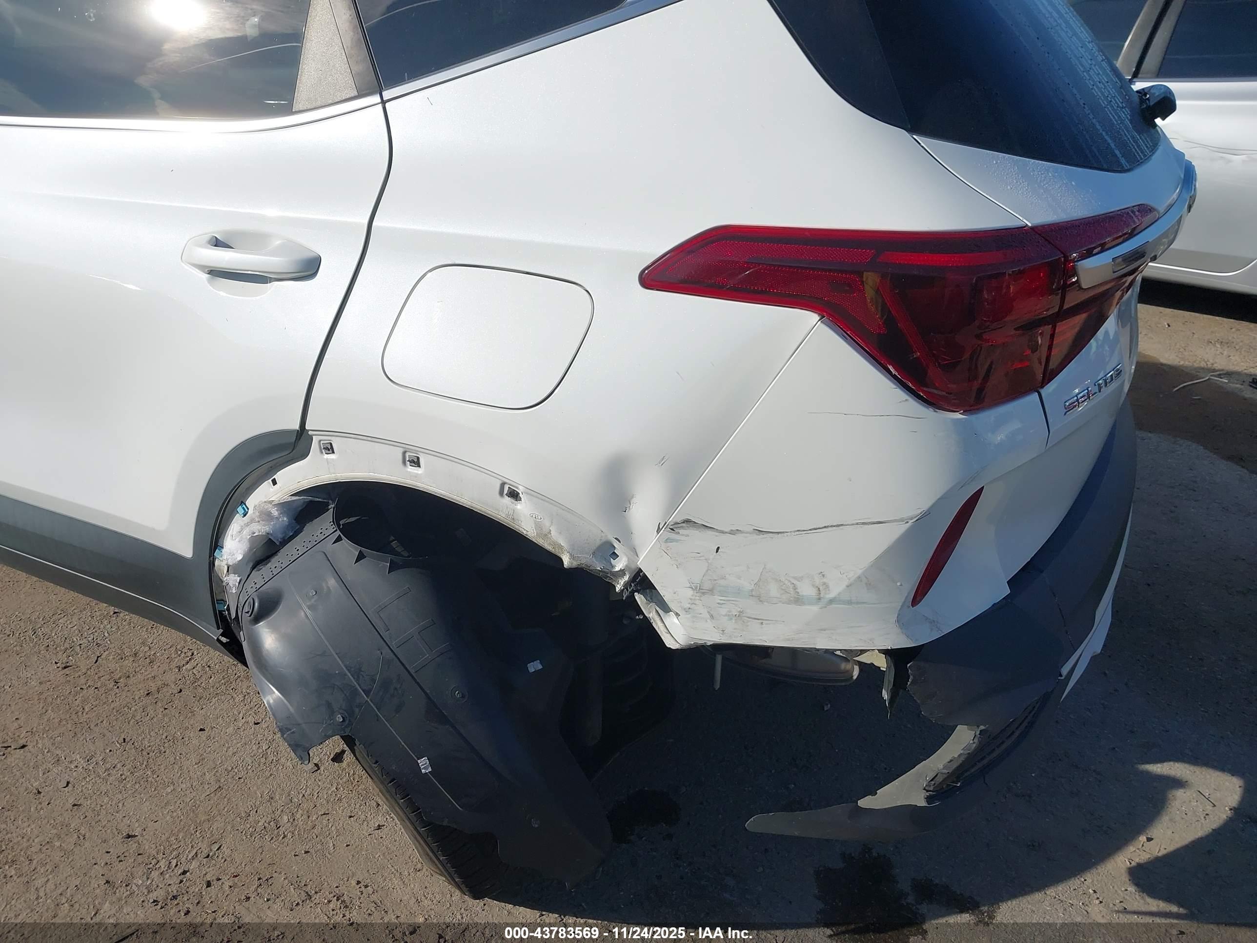 KIA SELTOS image 6