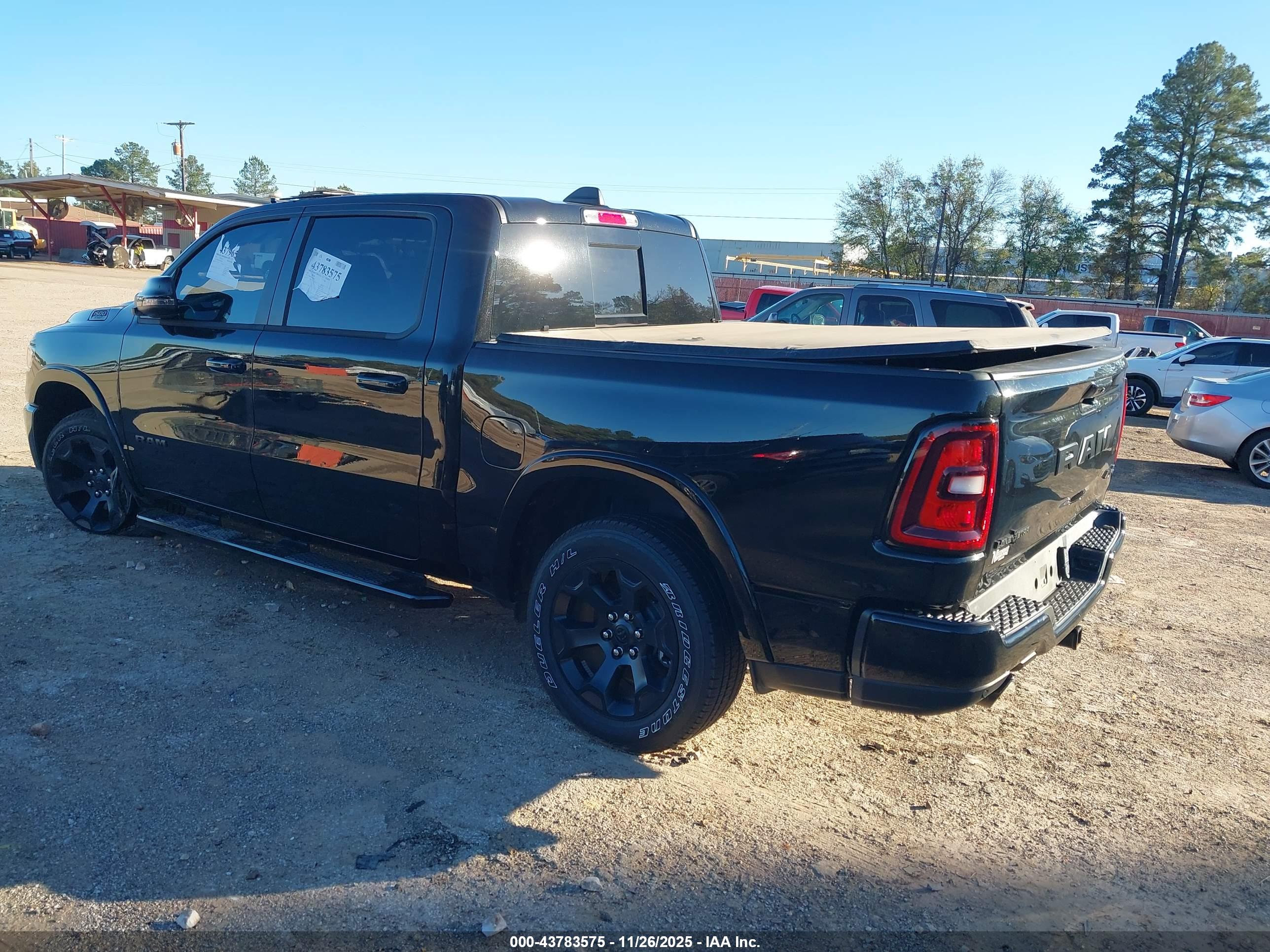 RAM 1500 image 3