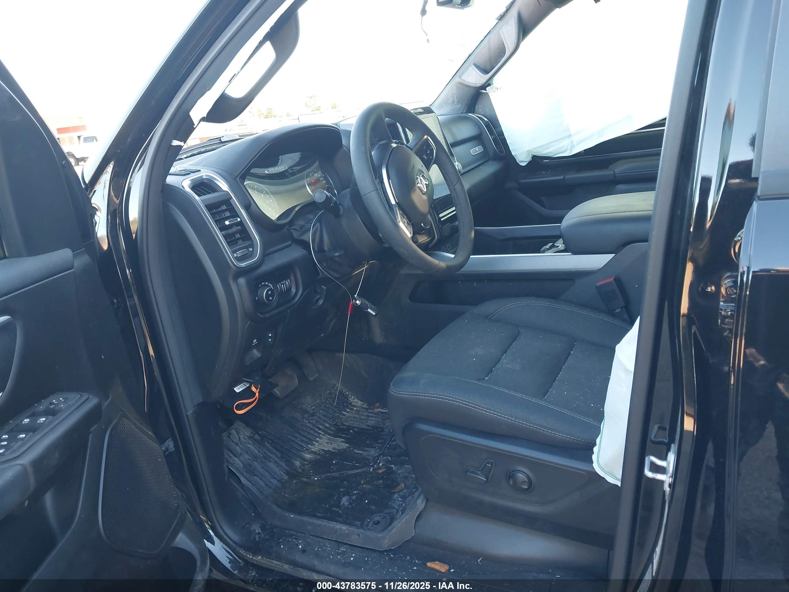 RAM 1500 image 5