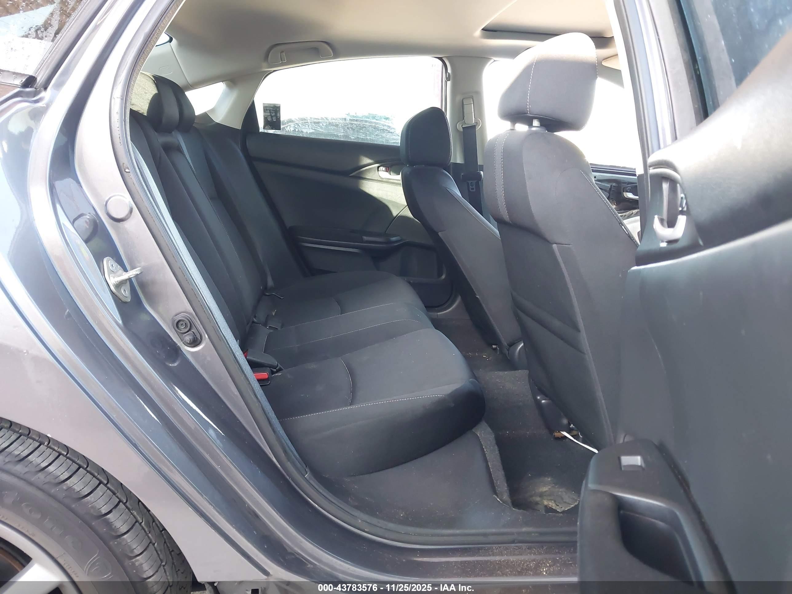 HONDA CIVIC image 8