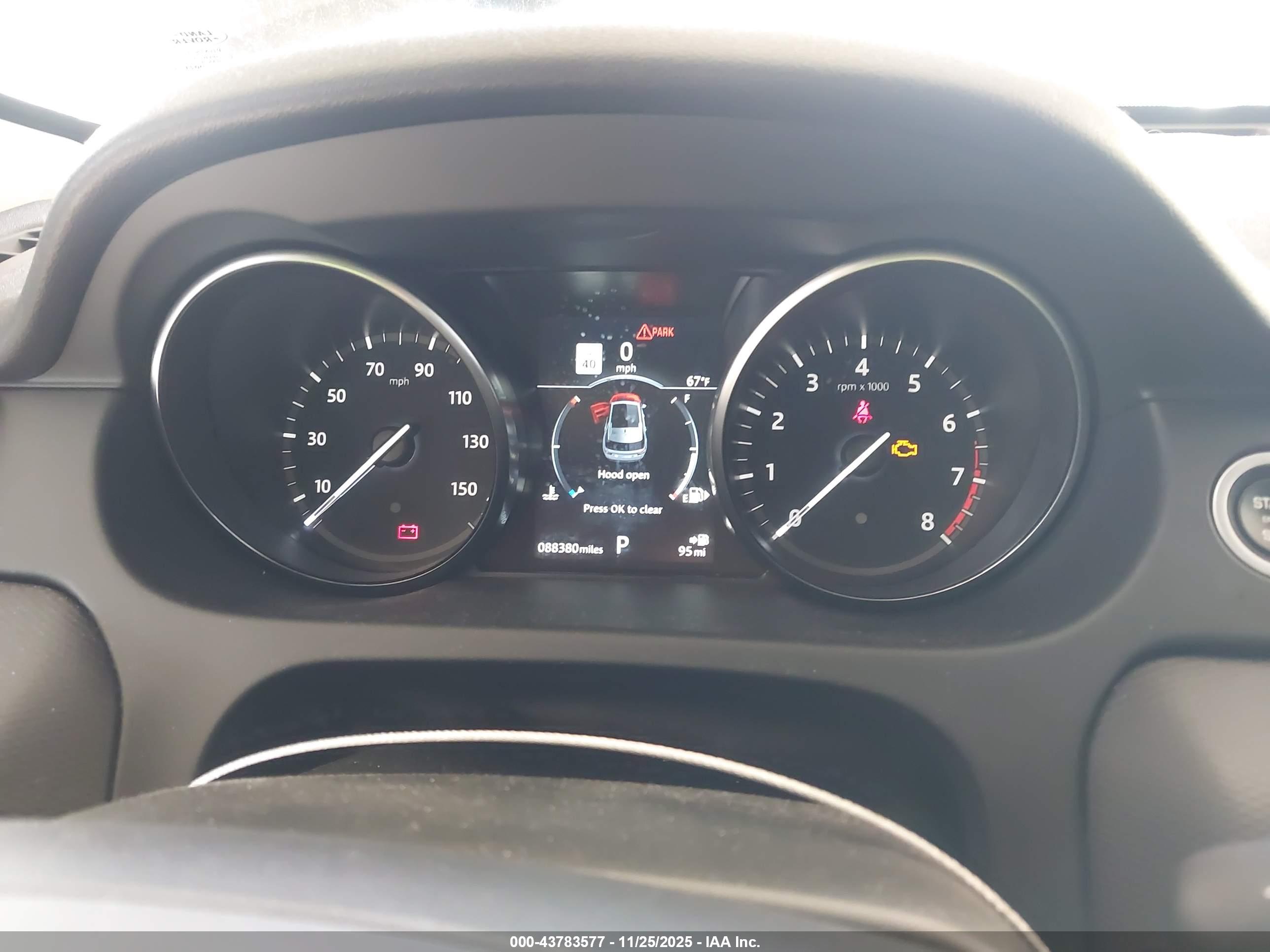 LAND ROVER image 7