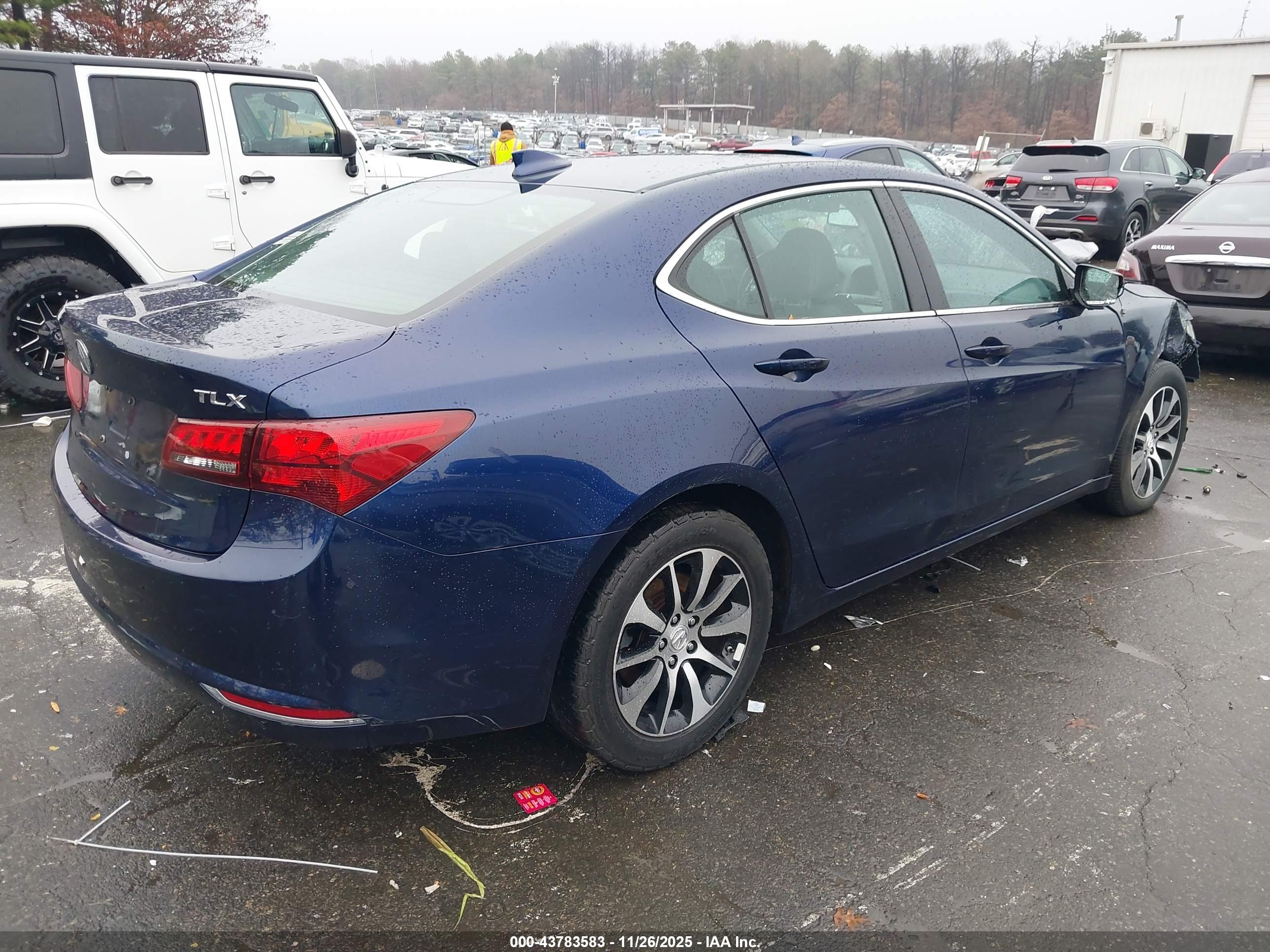 ACURA TLX image 4