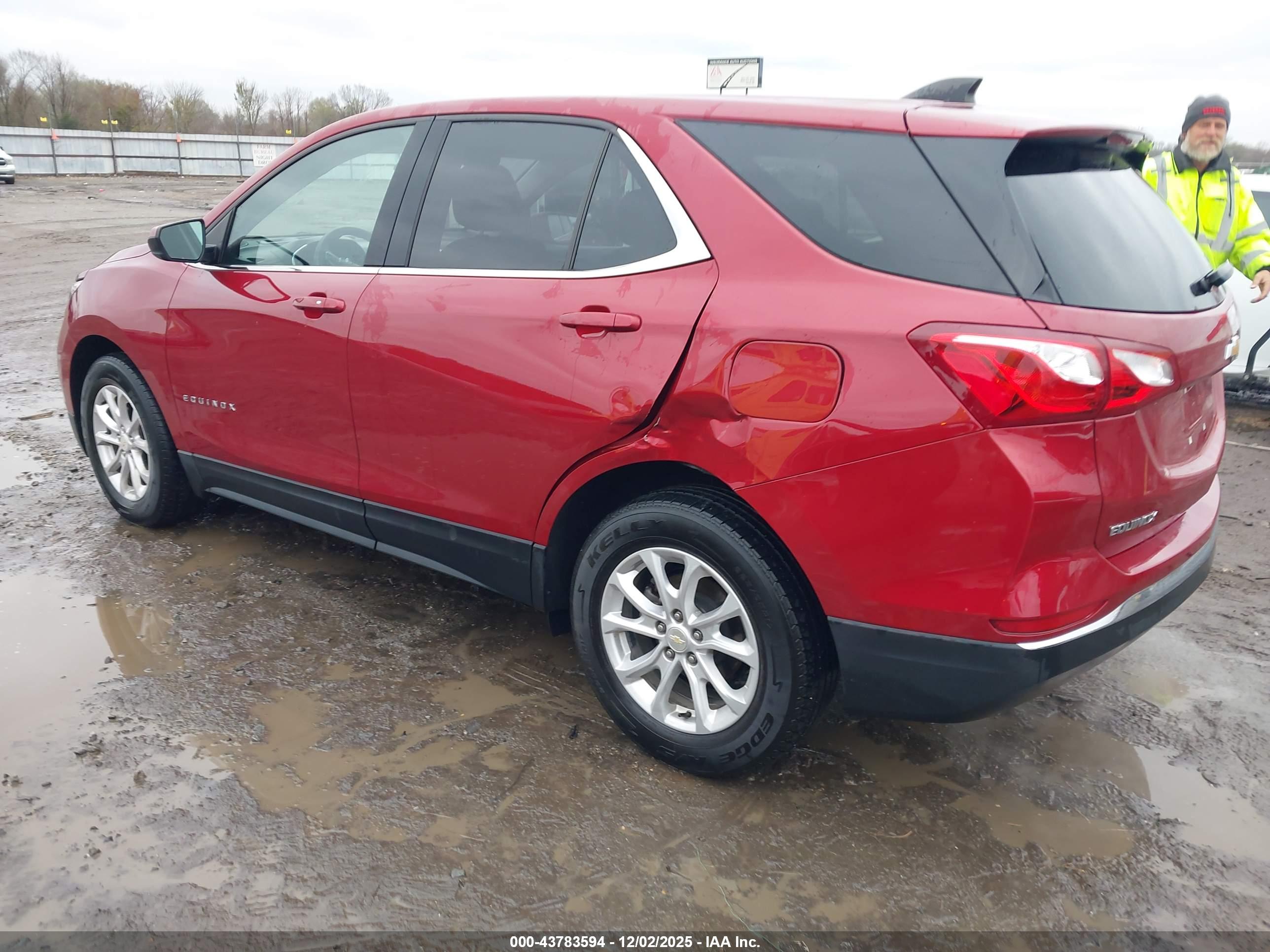 CHEVROLET EQUINOX image 3