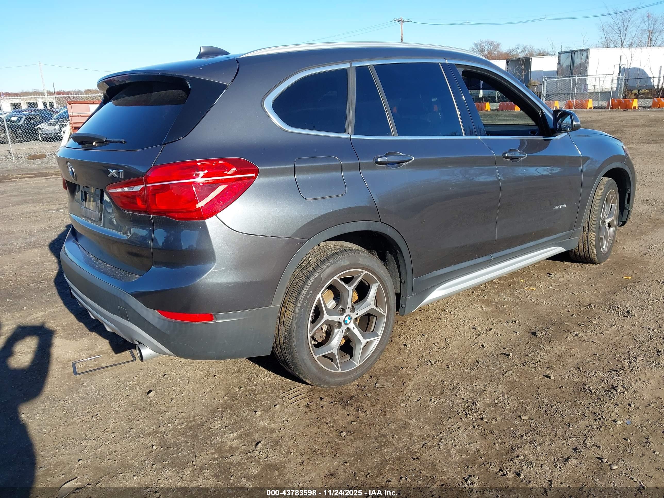 BMW X1 image 4