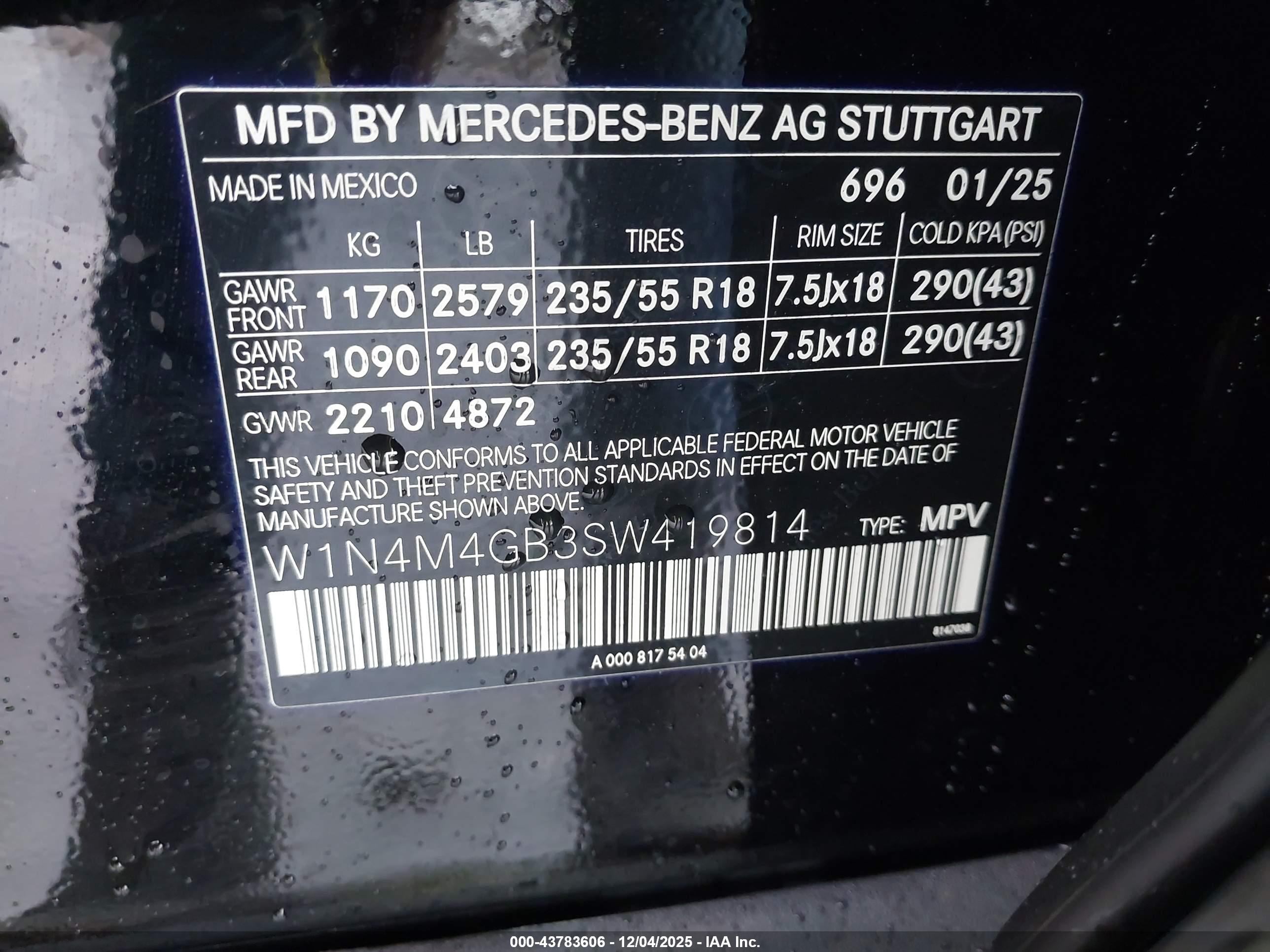 MERCEDES-BENZ GLB image 9