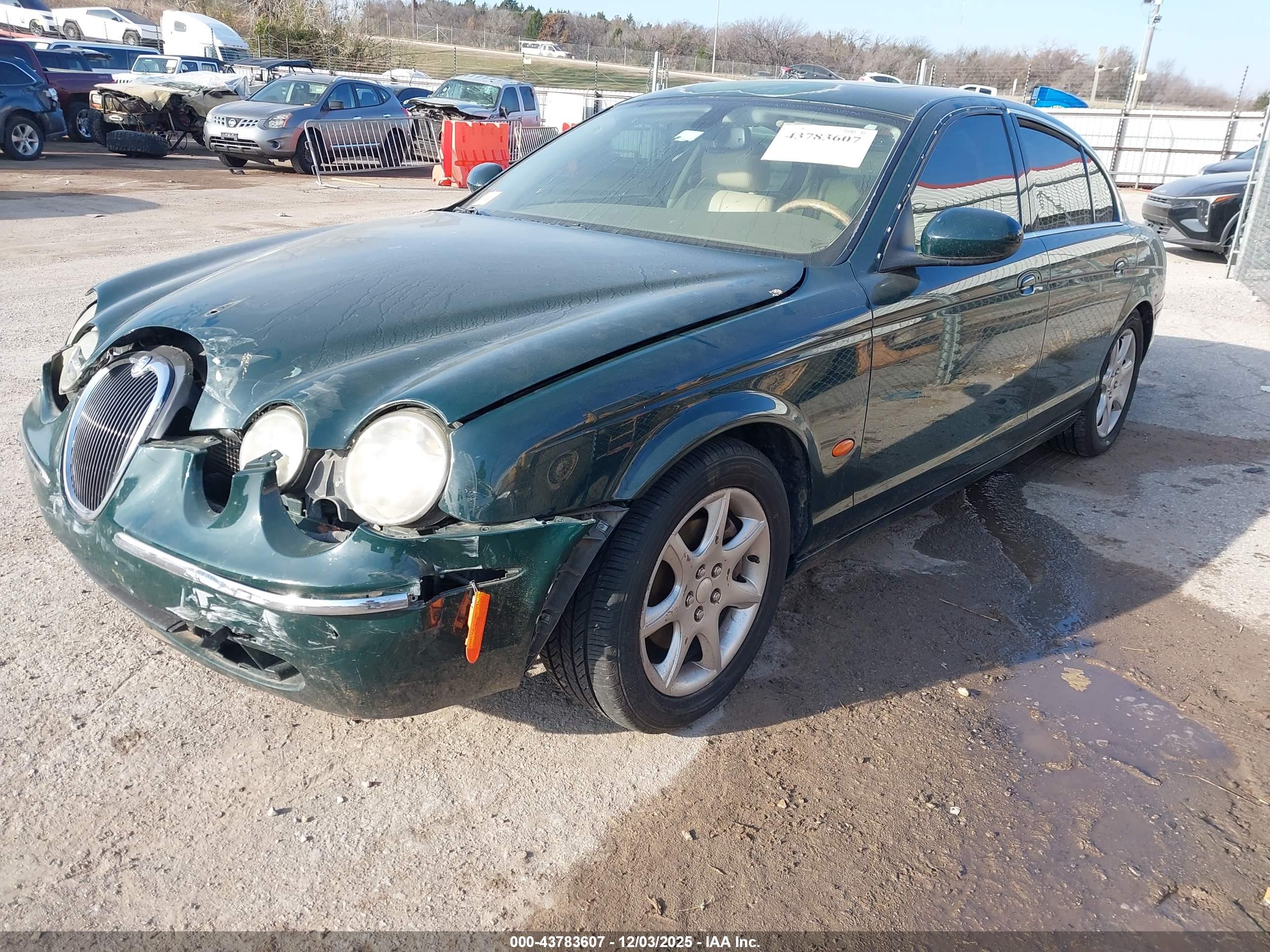 JAGUAR S-TYPE image 2