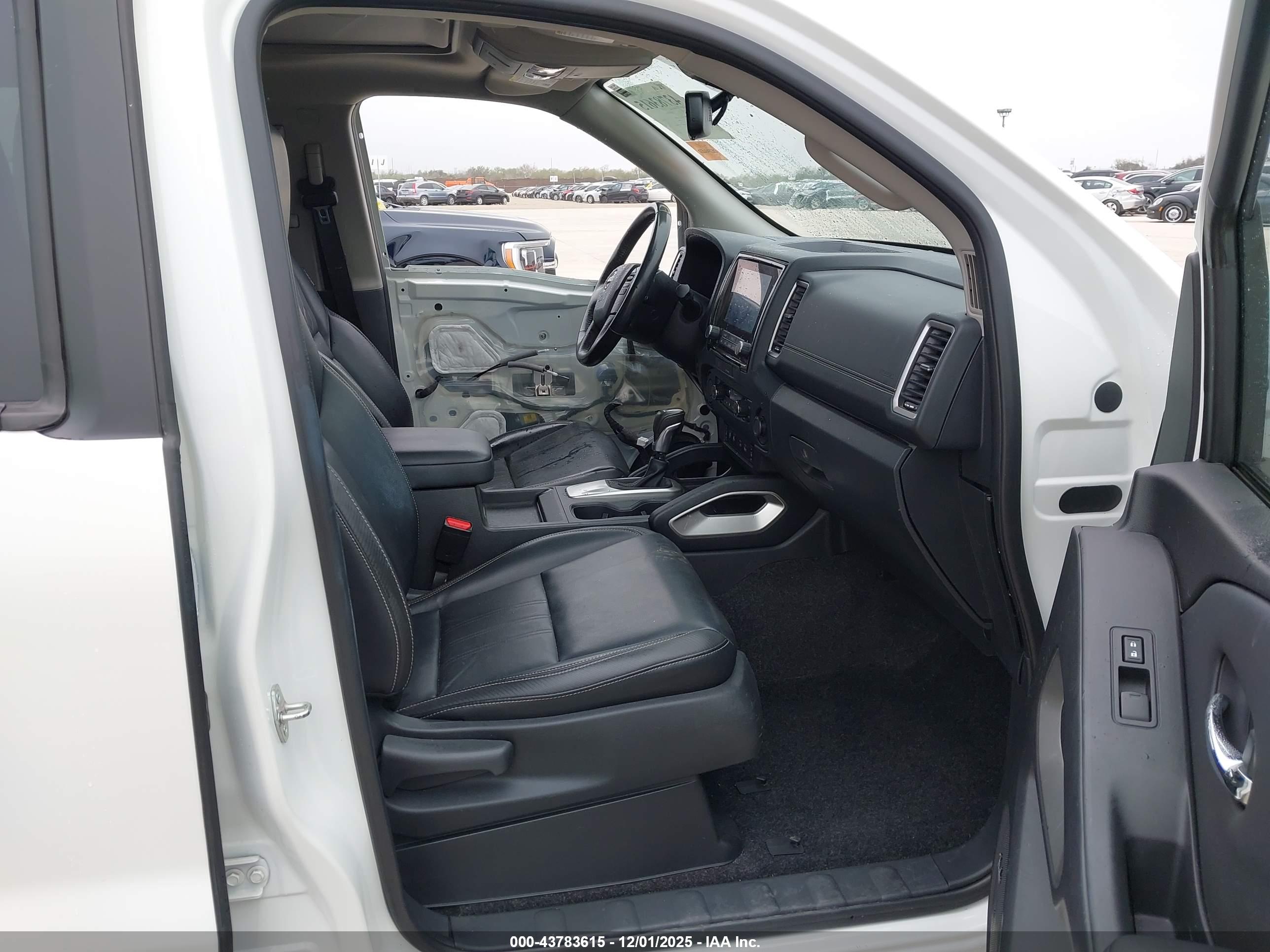 NISSAN FRONTIER image 5