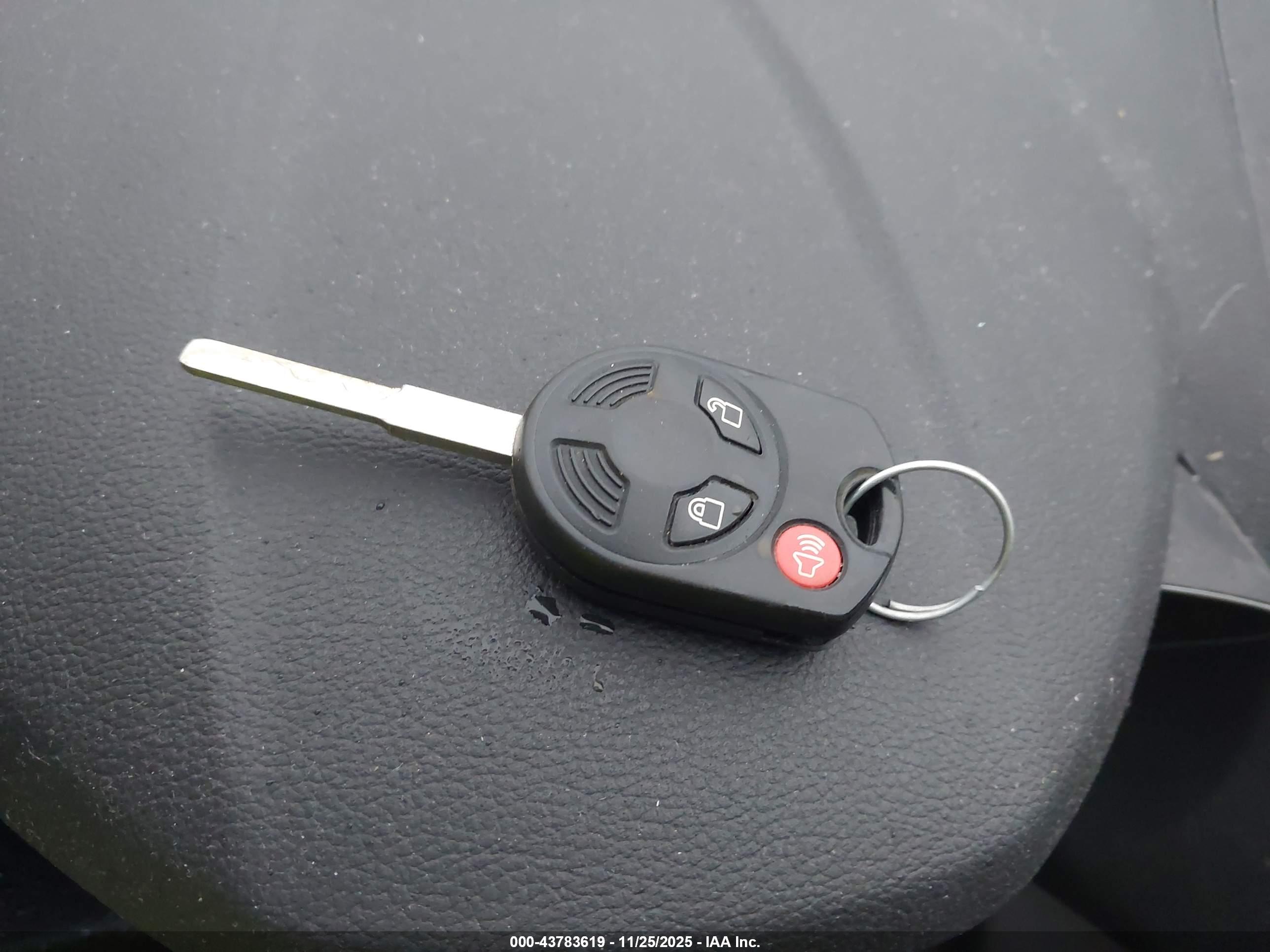 FORD ESCAPE image 11