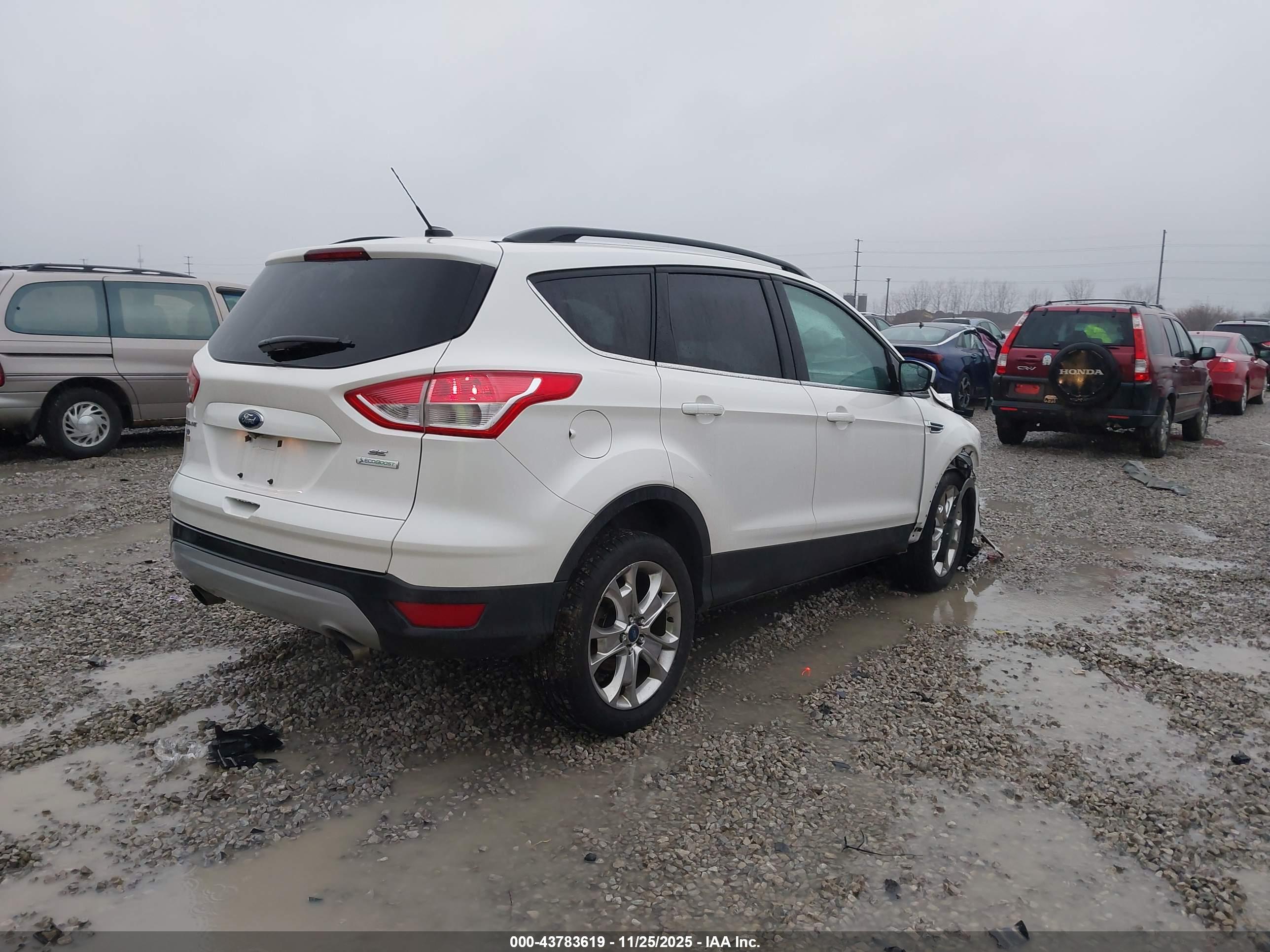 FORD ESCAPE image 4