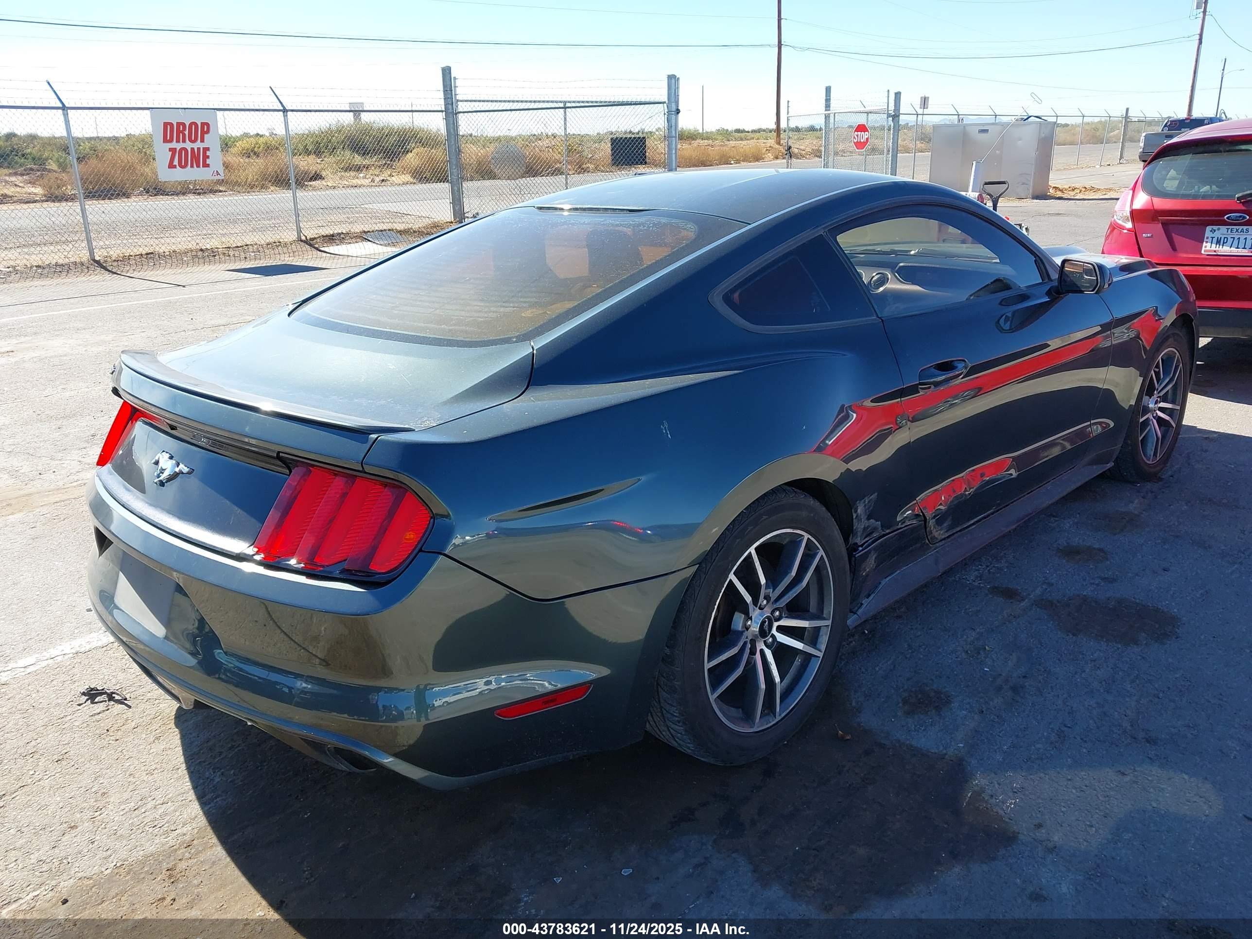 FORD MUSTANG image 4