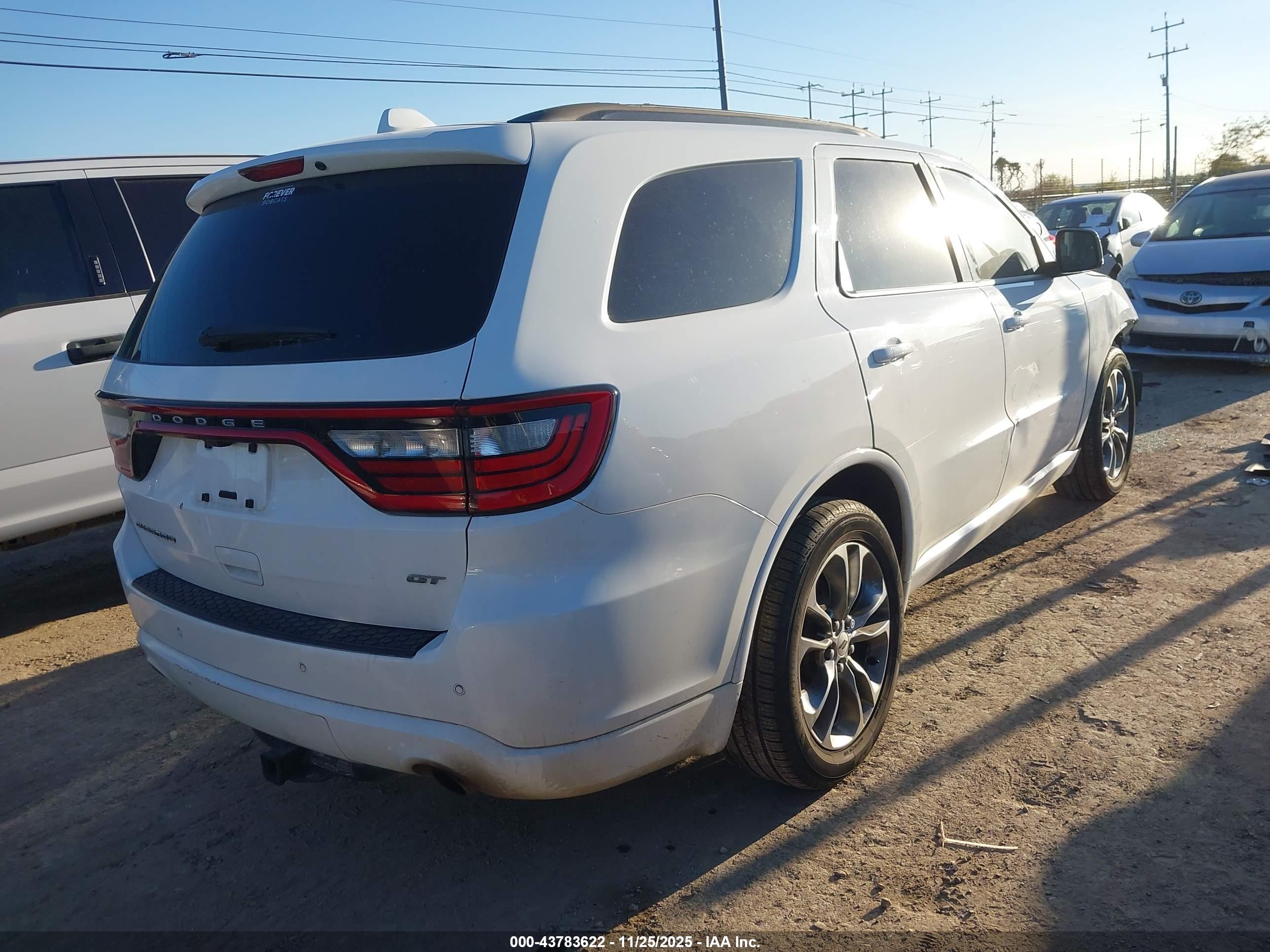 DODGE DURANGO image 4