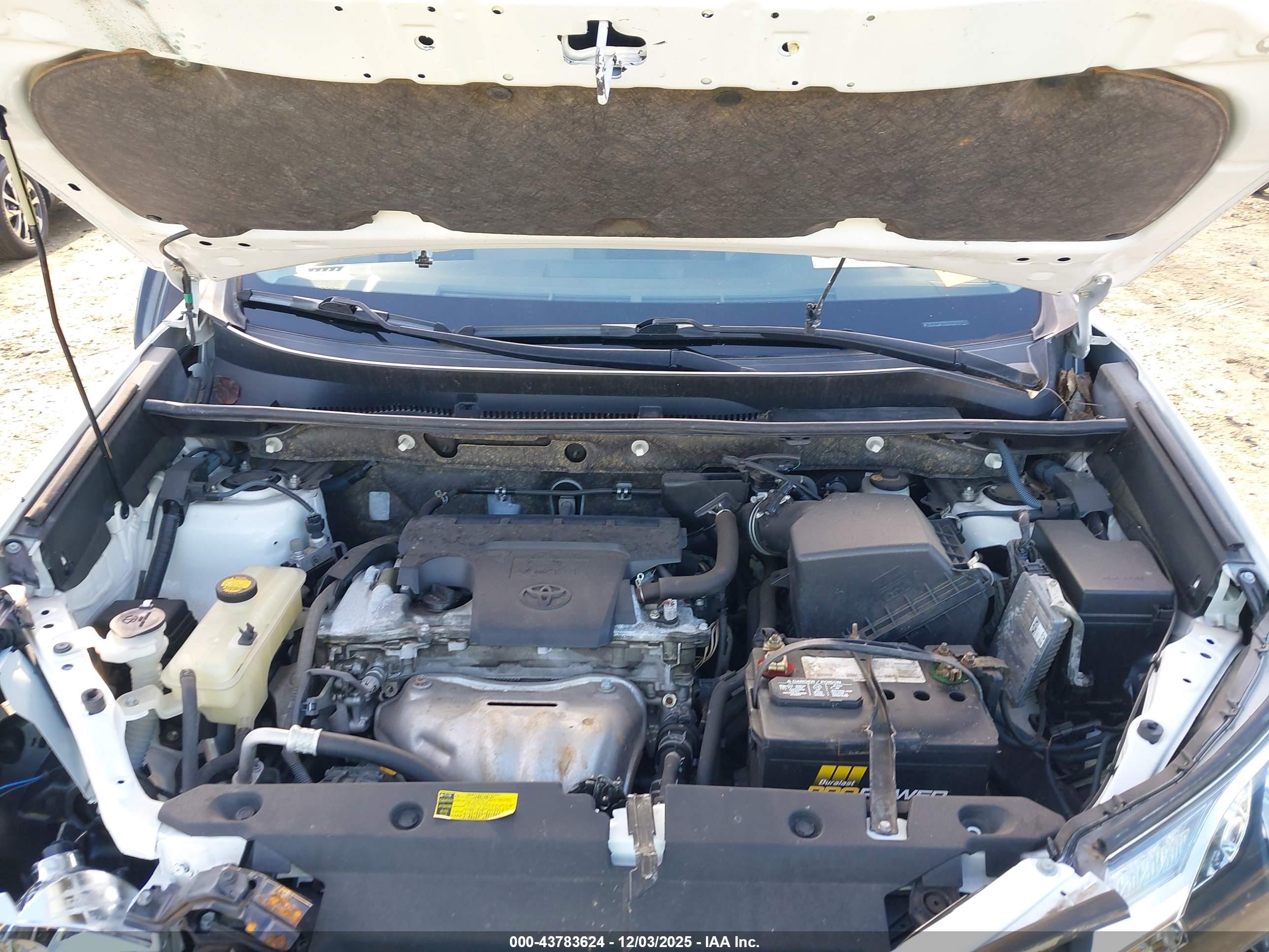 TOYOTA RAV4 image 10