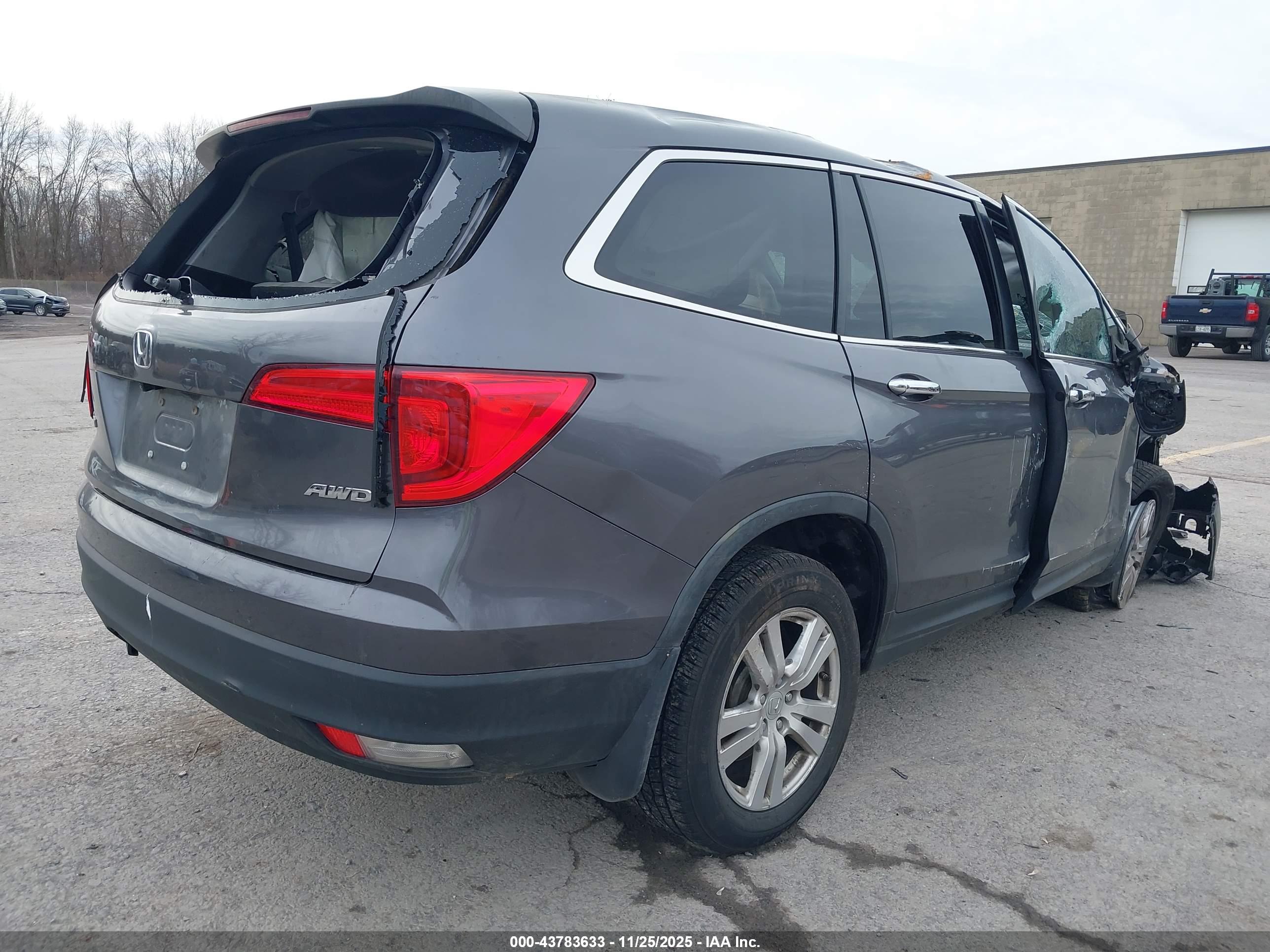 HONDA PILOT image 4