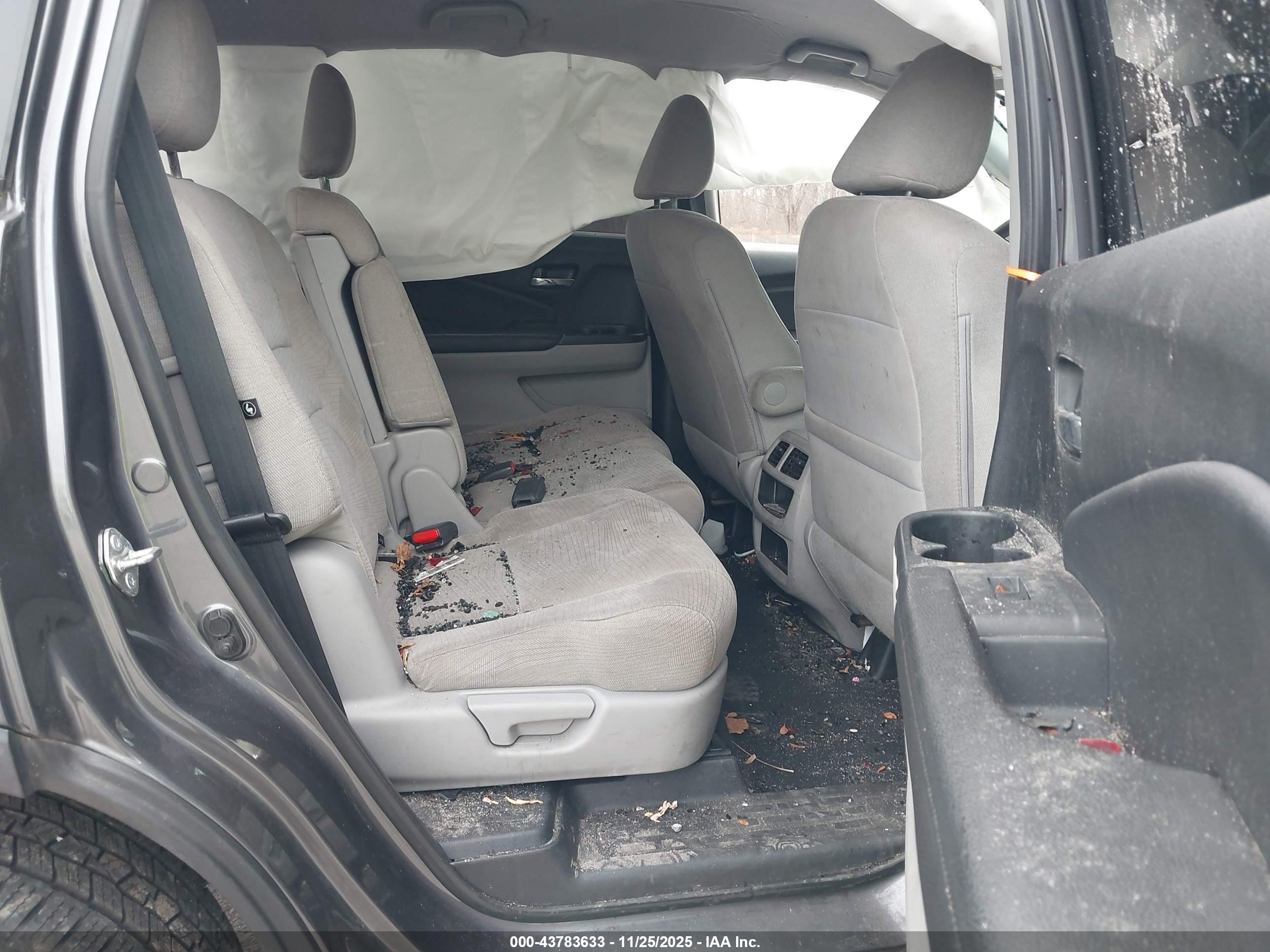 HONDA PILOT image 8