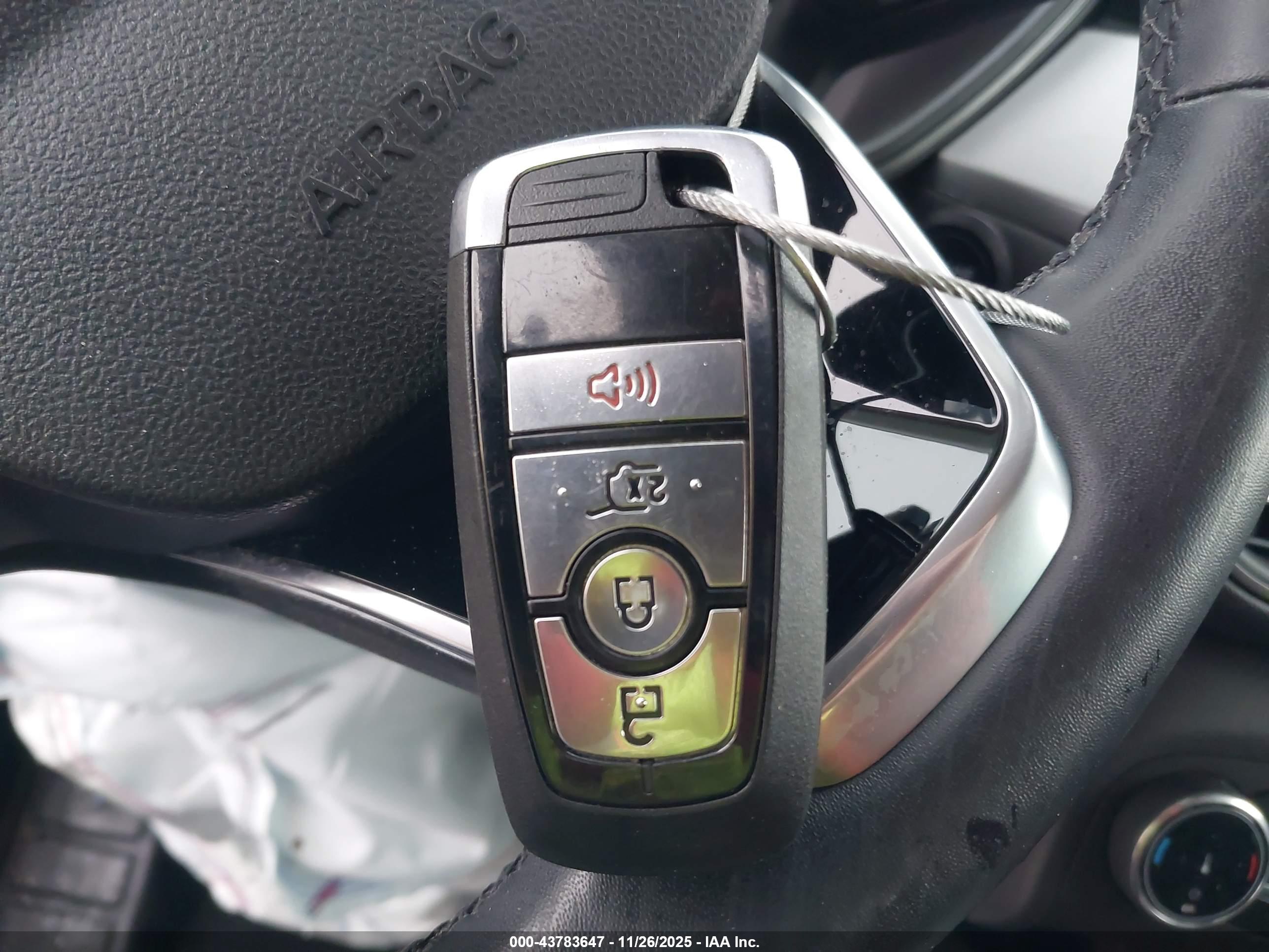 FORD ESCAPE image 11