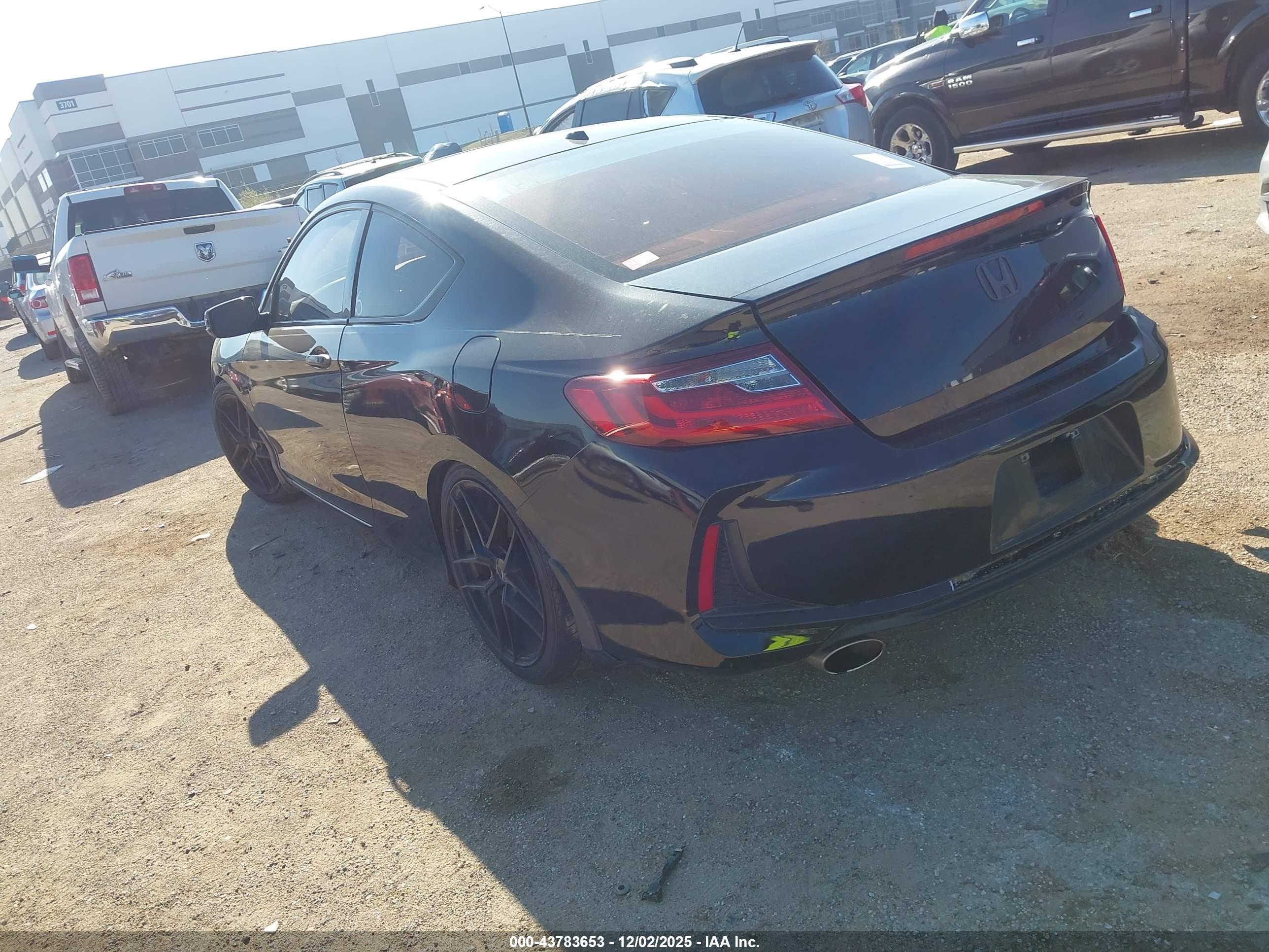HONDA ACCORD image 3