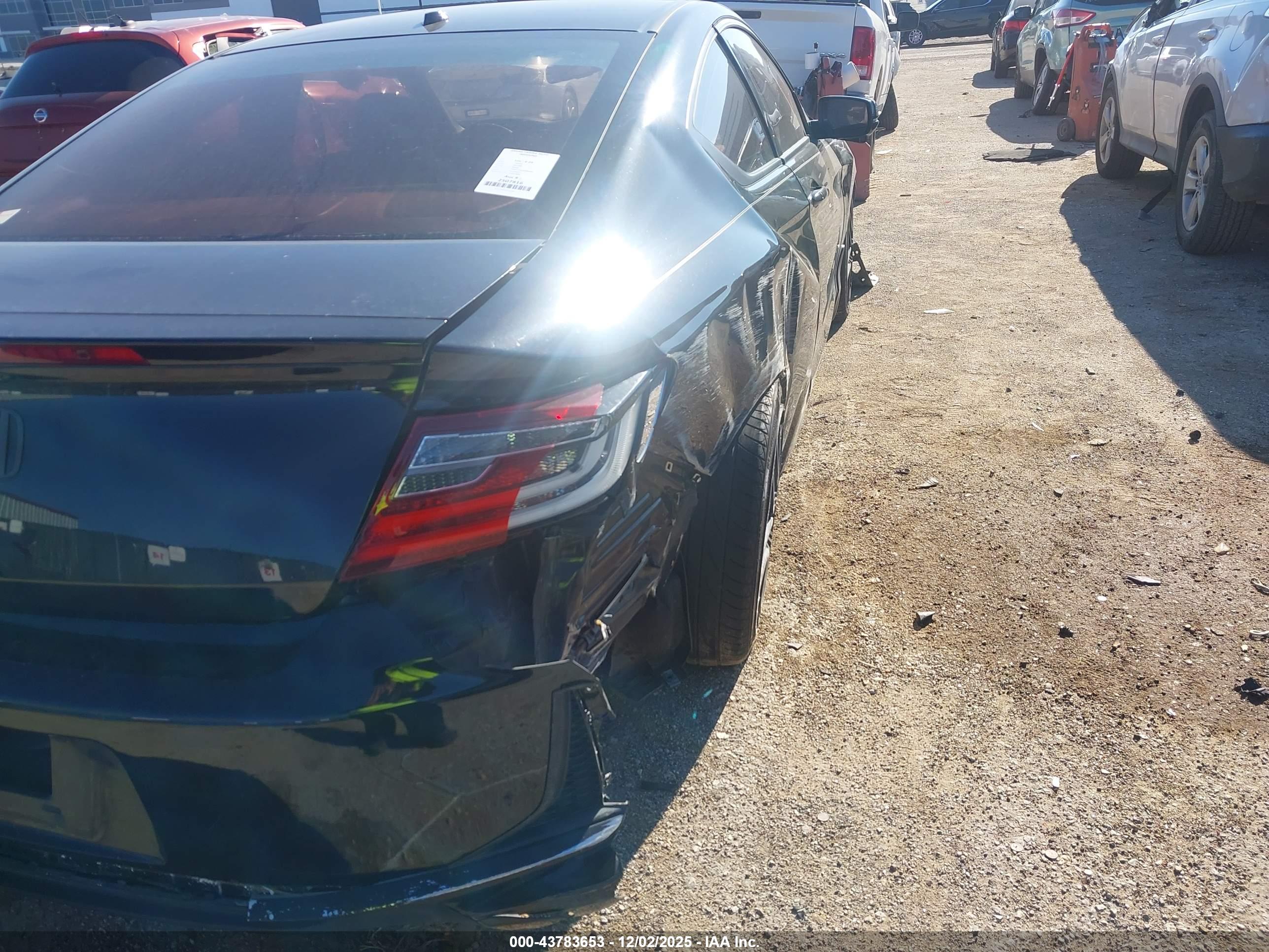 HONDA ACCORD image 6