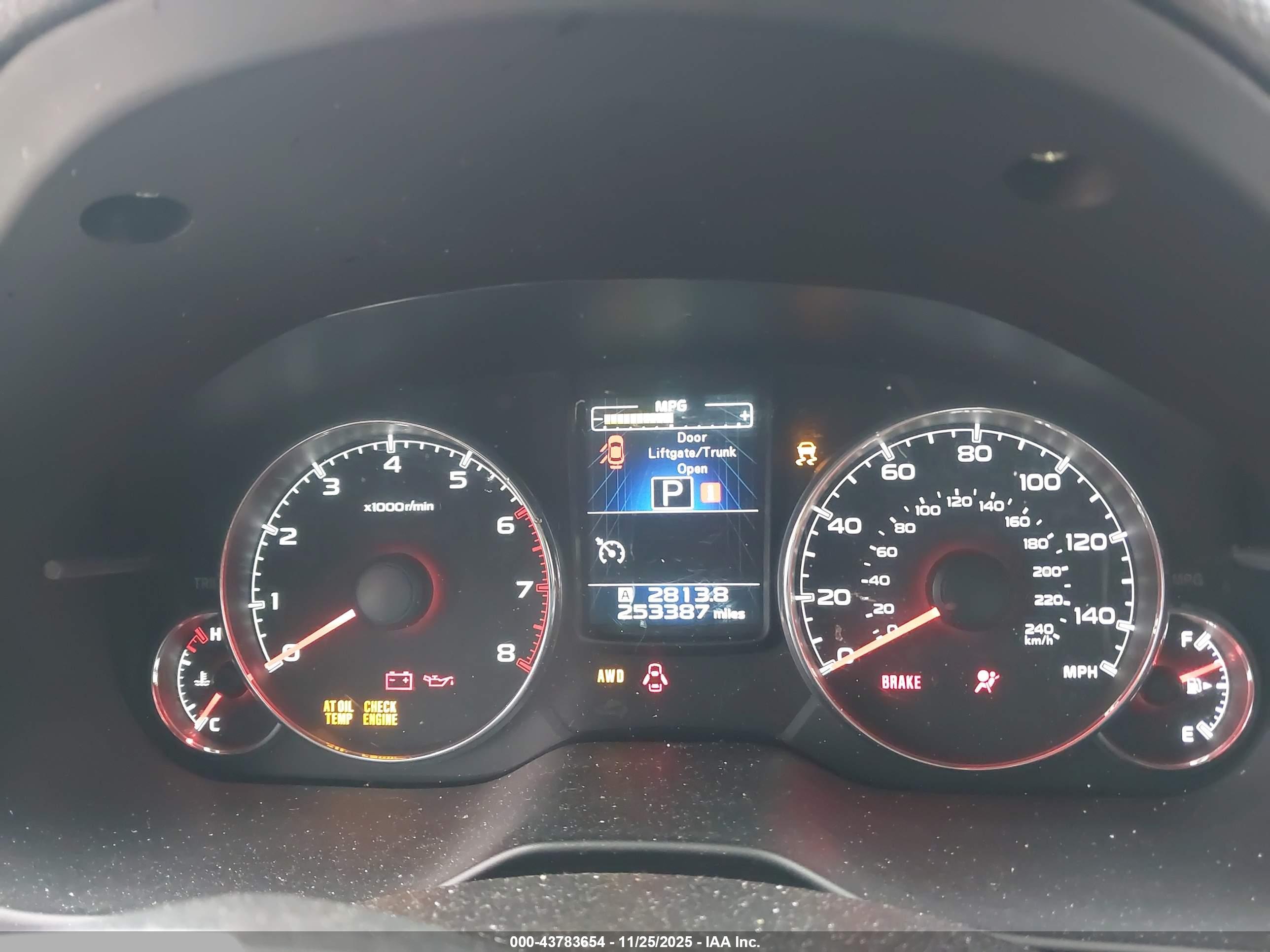 SUBARU OUTBACK image 7