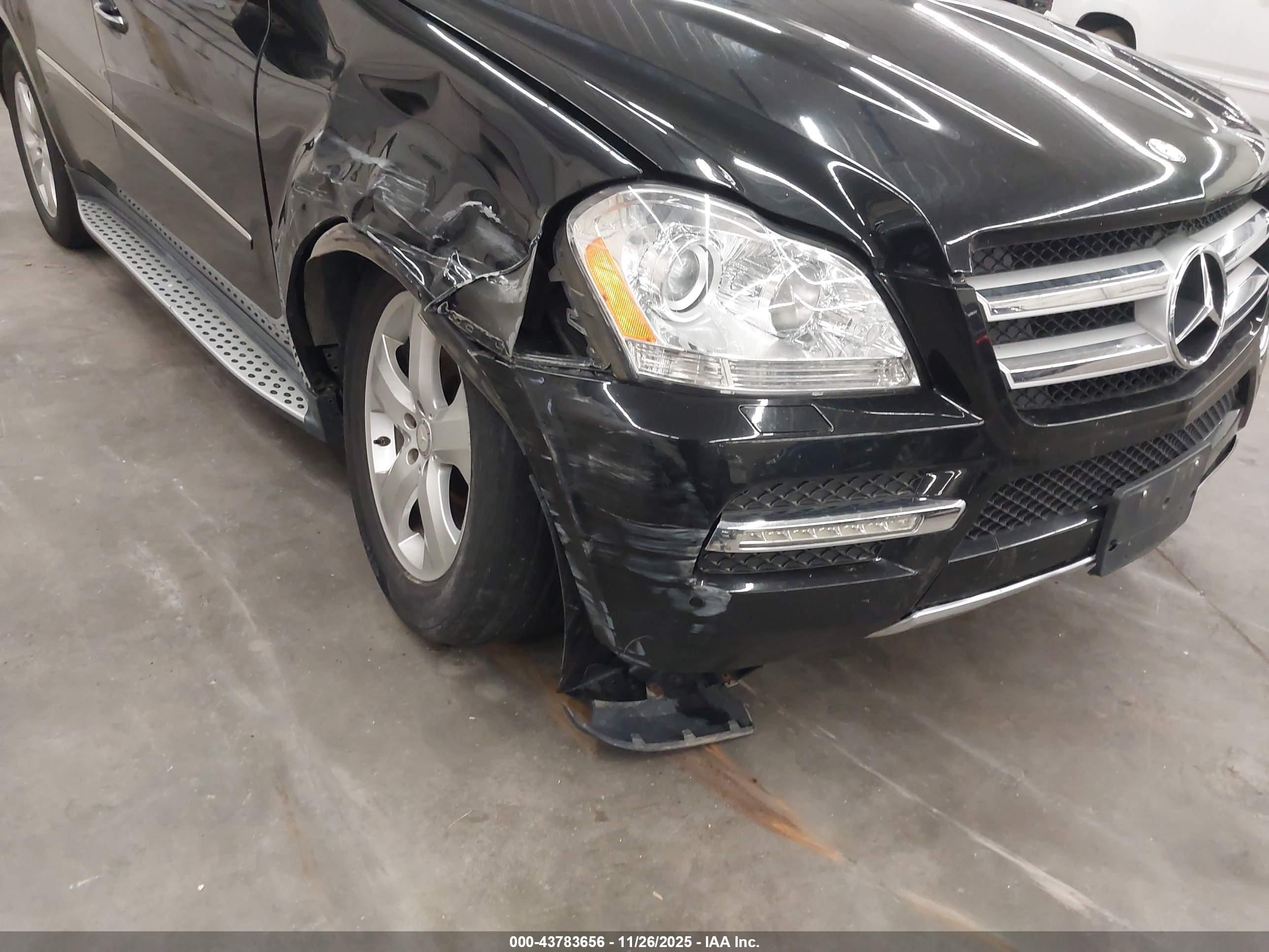 MERCEDES-BENZ GL image 6