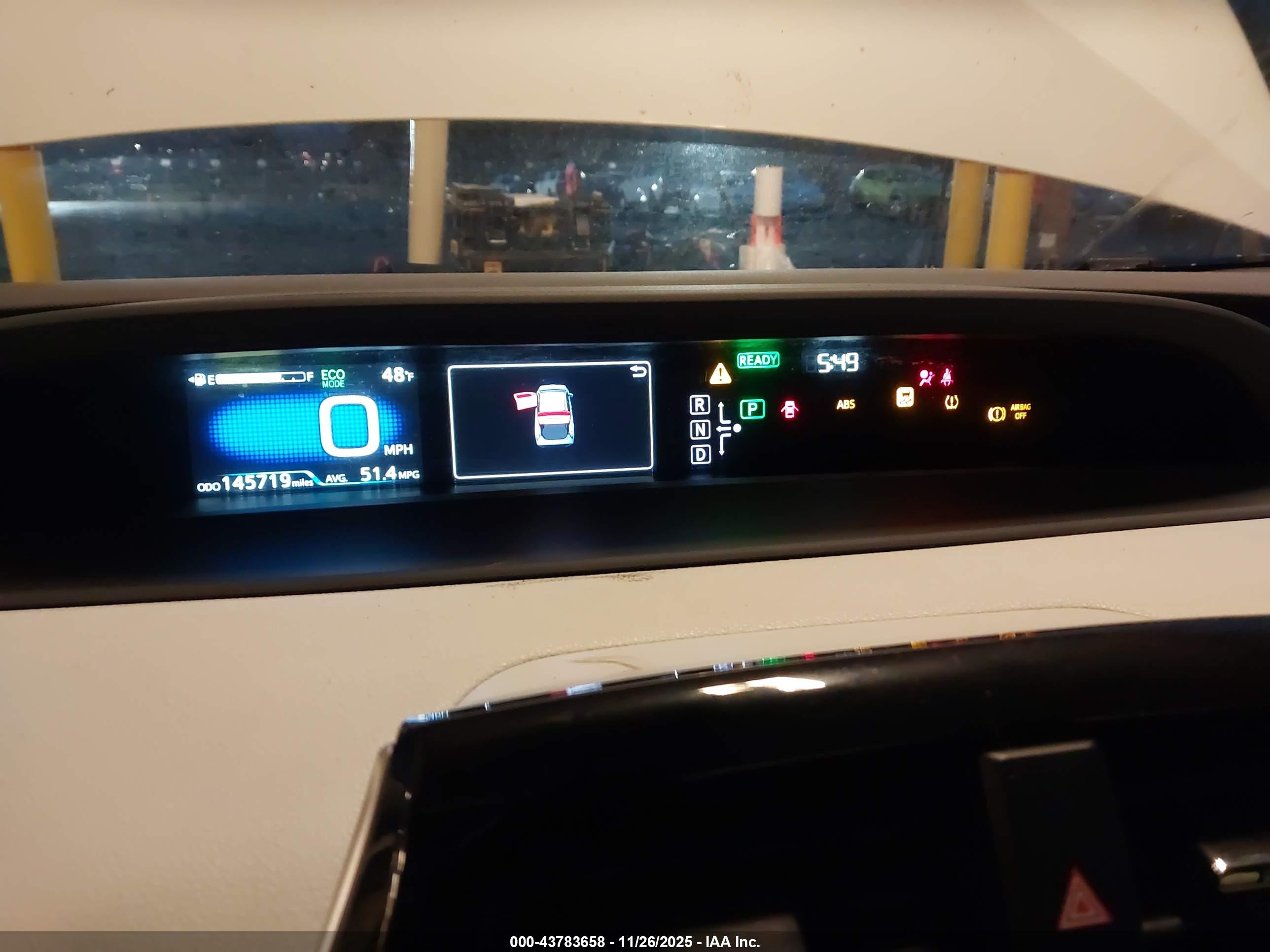 TOYOTA PRIUS image 7