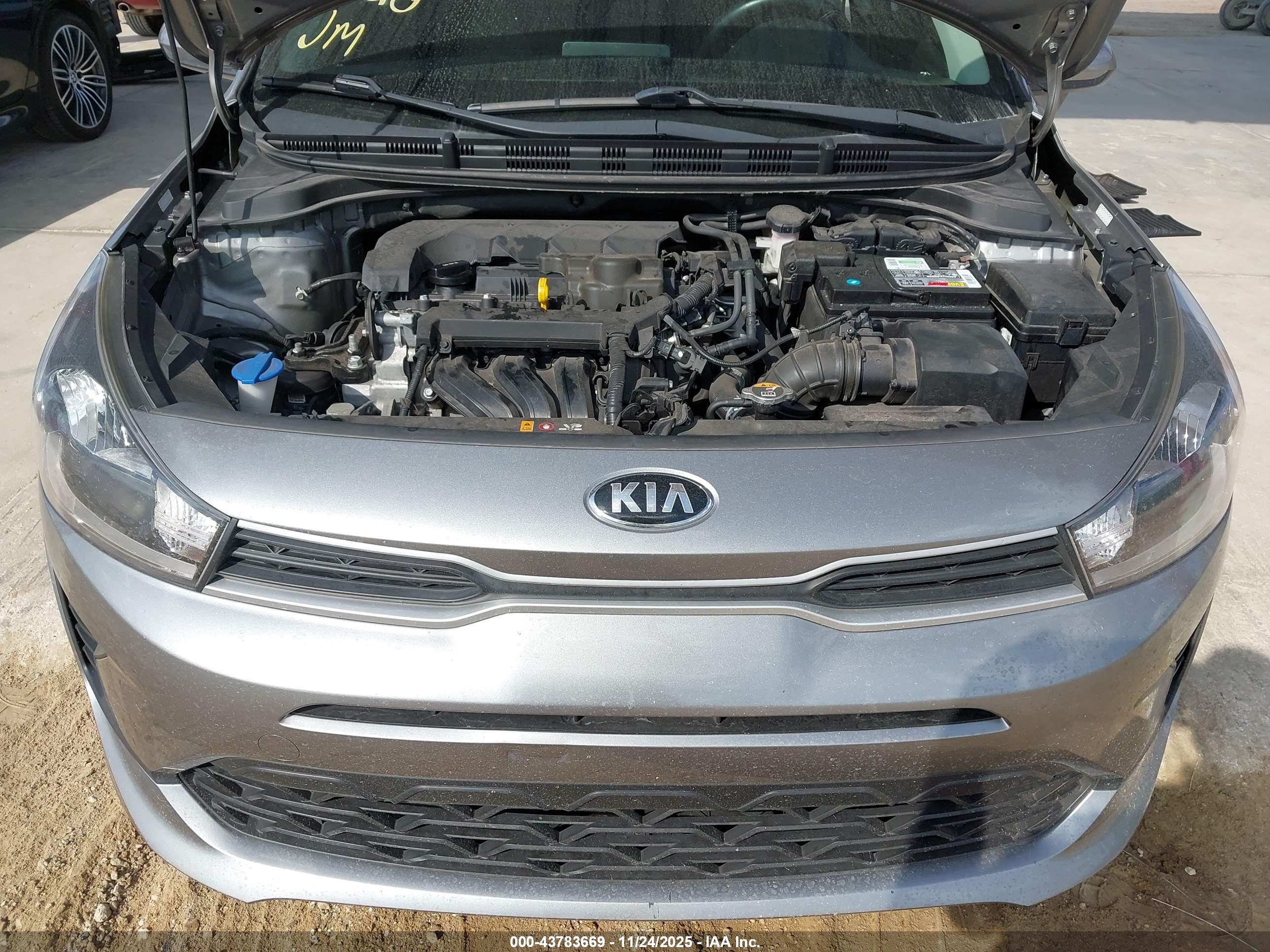 KIA RIO image 10