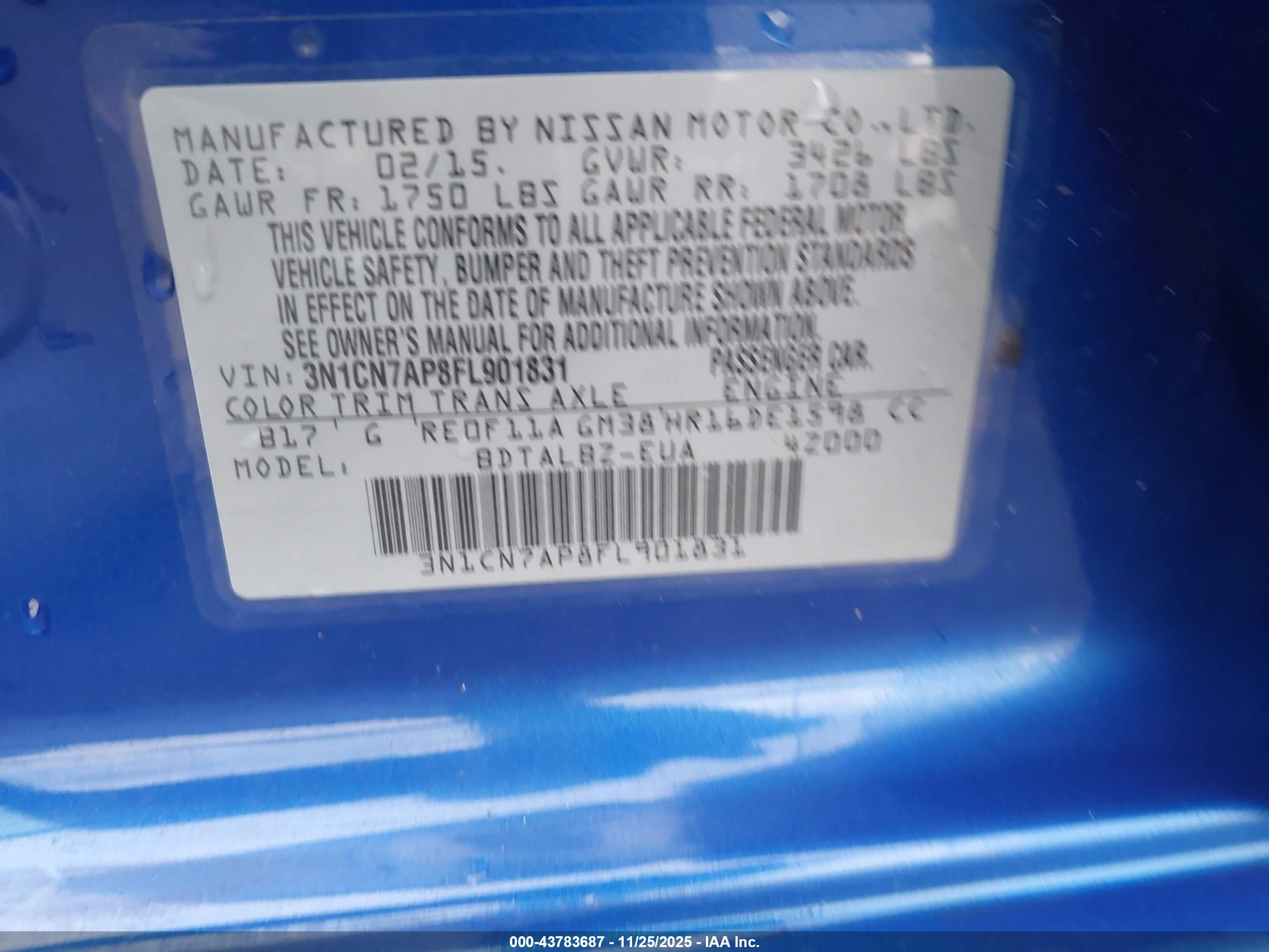 NISSAN VERSA image 9