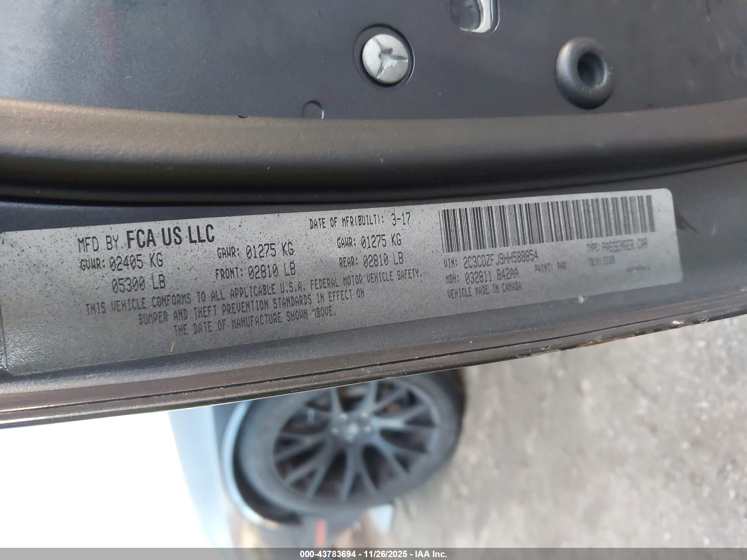 DODGE CHALLENGER image 9