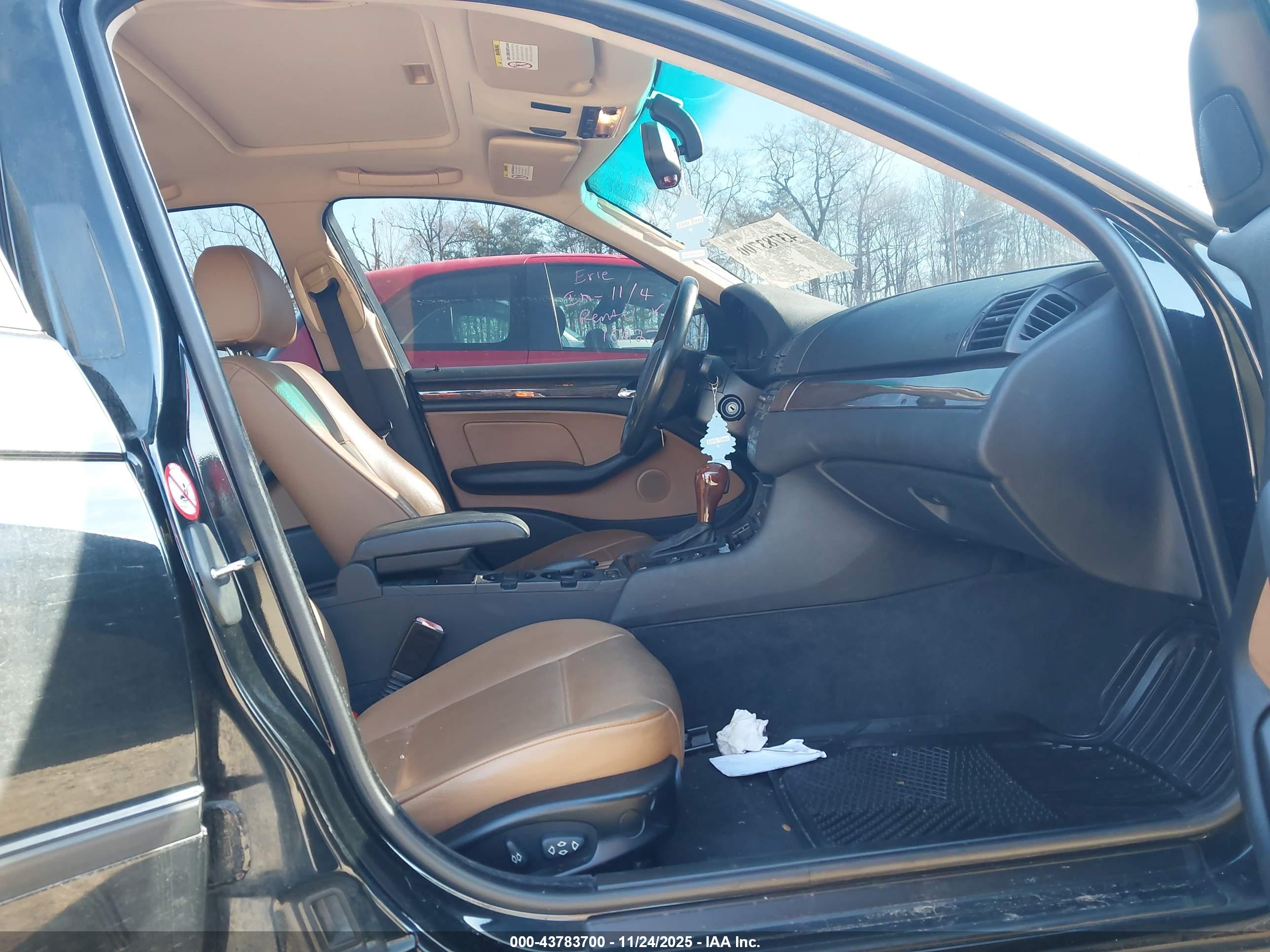 BMW 325I image 5