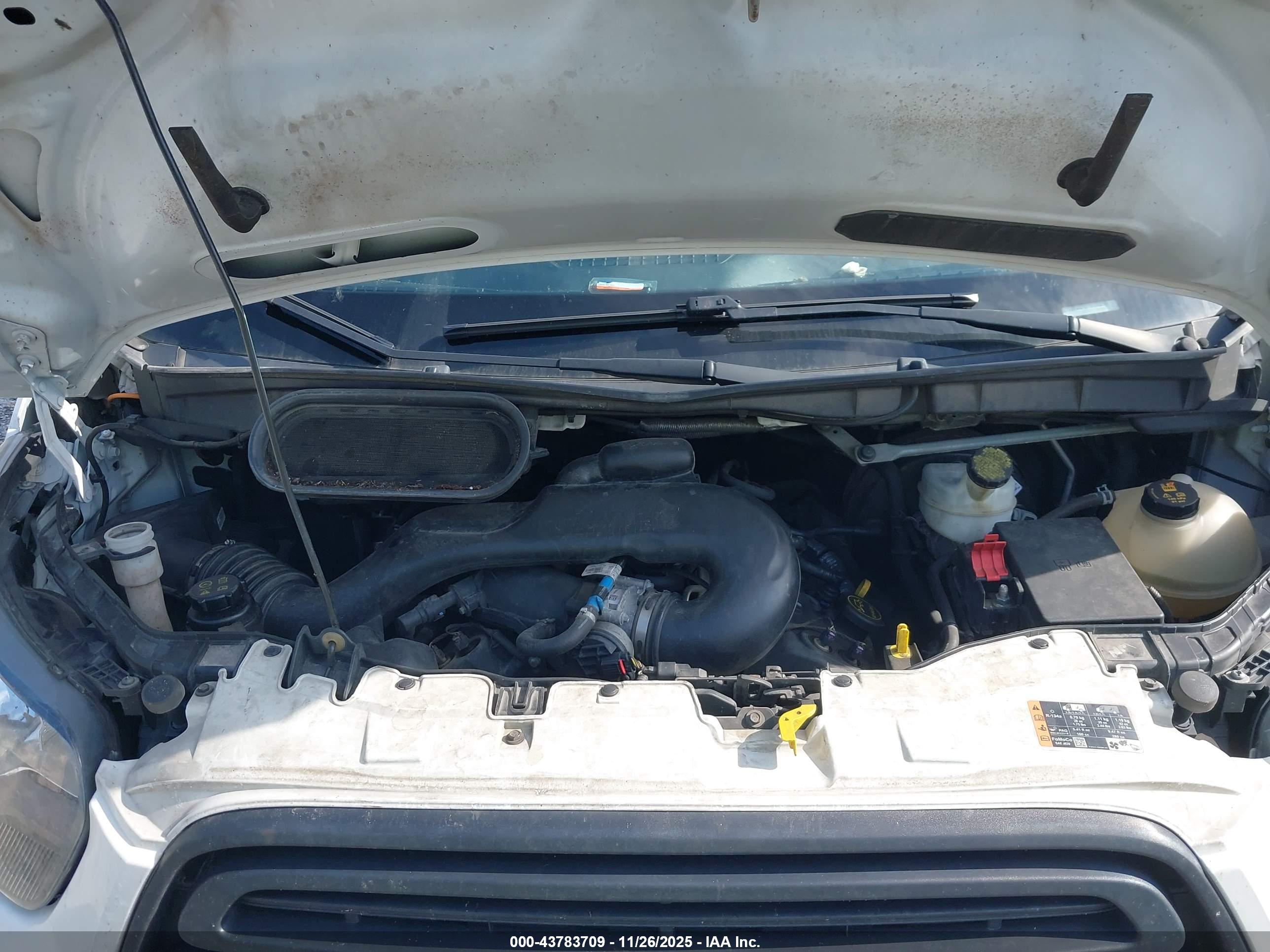 FORD TRANSIT-250 image 10