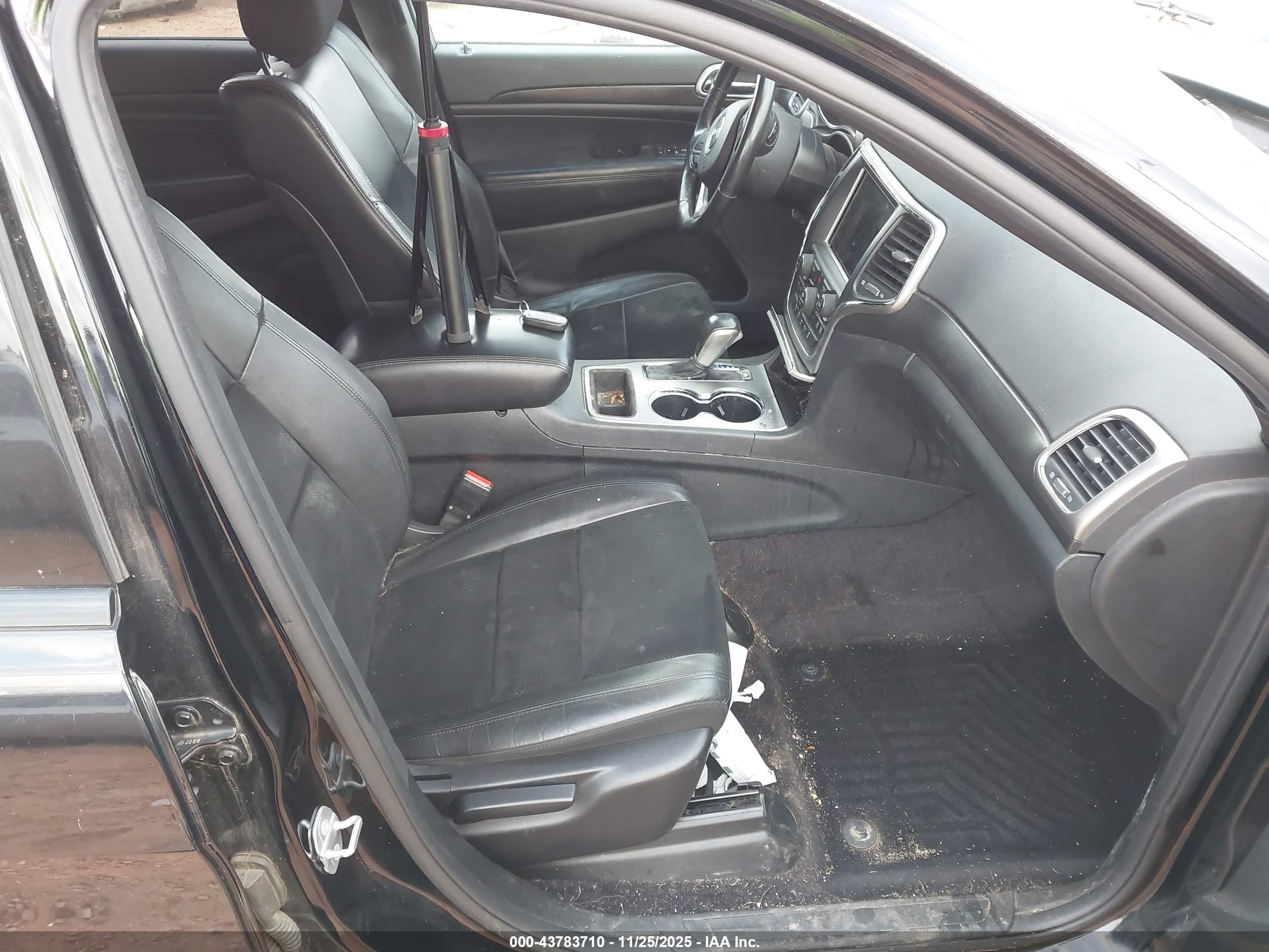 JEEP GRAND image 5