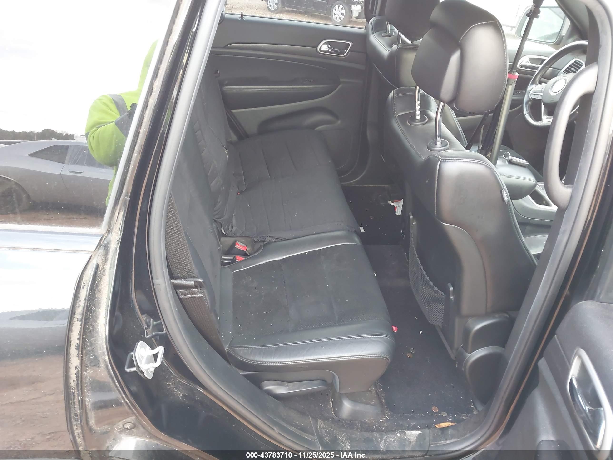 JEEP GRAND image 8