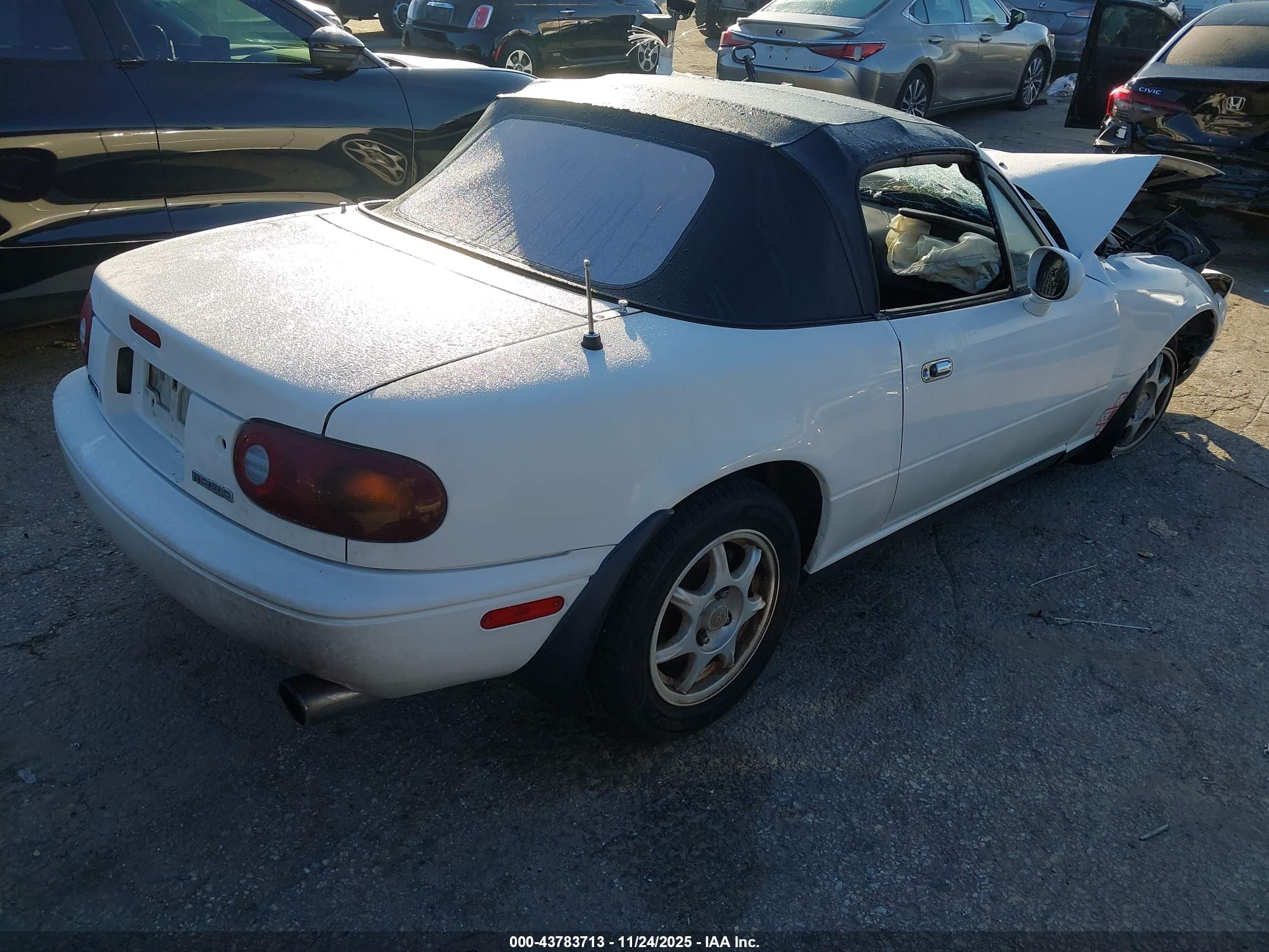 MAZDA MX-5 image 4