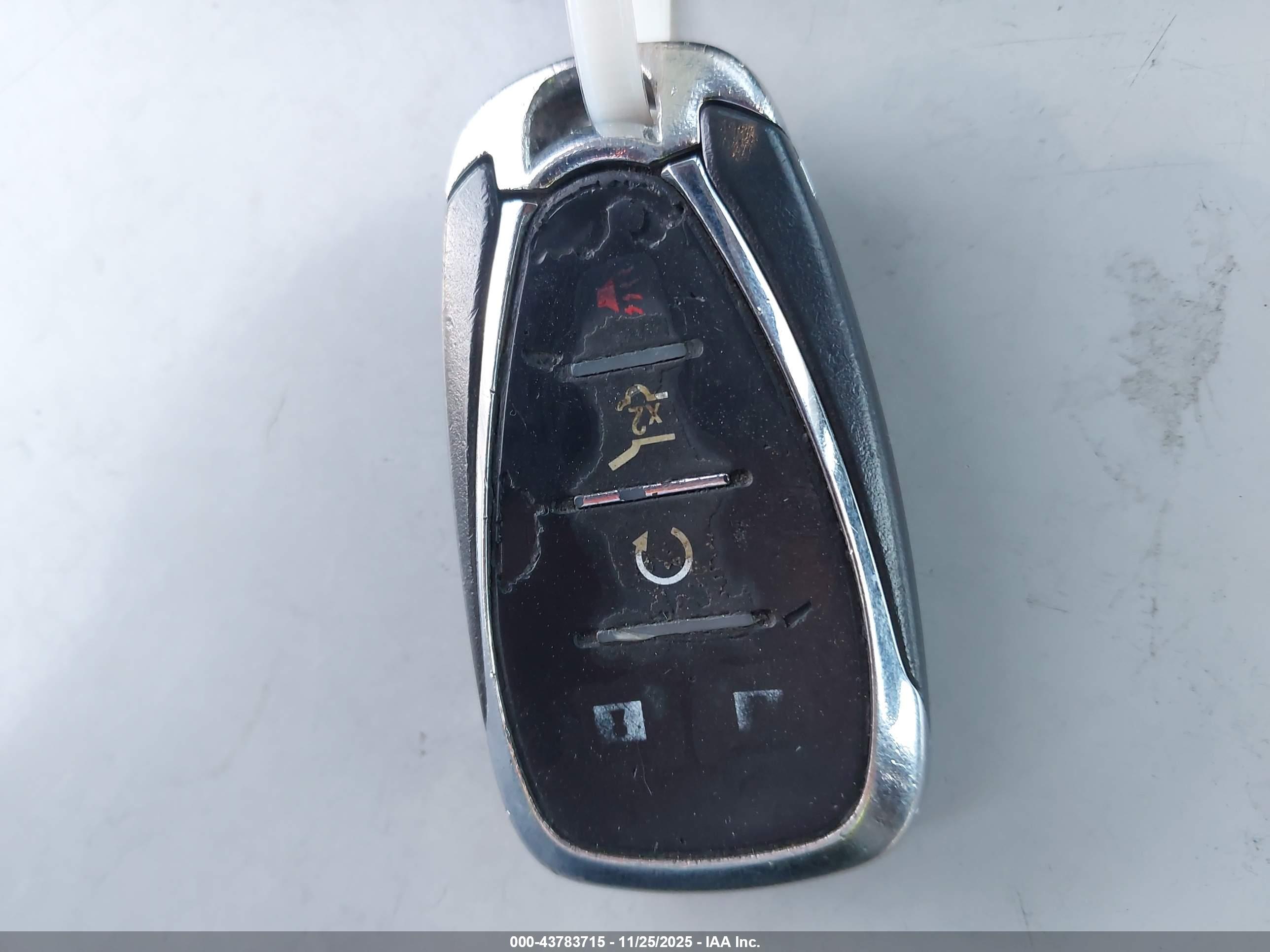 CHEVROLET EQUINOX image 11