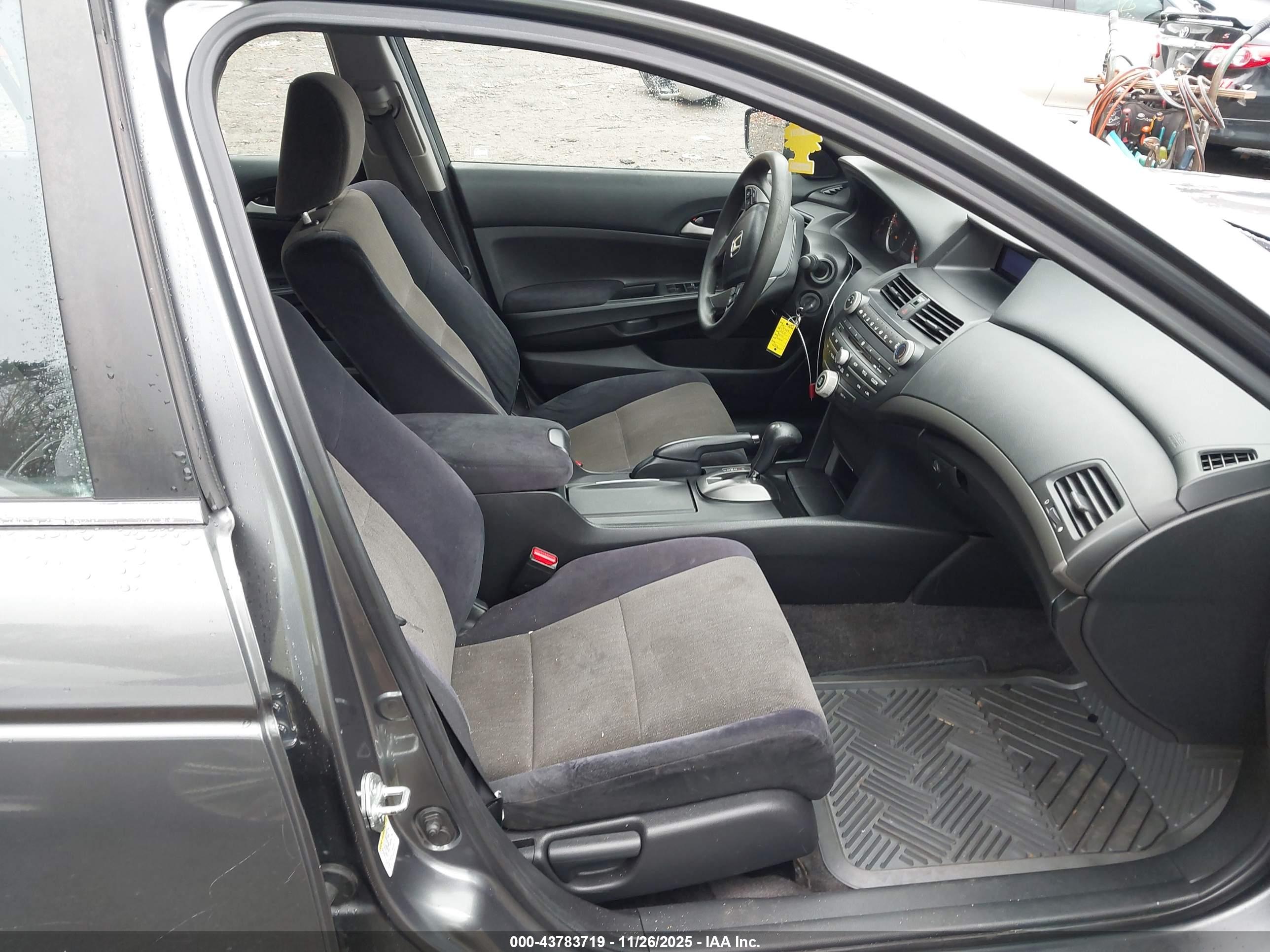 HONDA ACCORD image 5