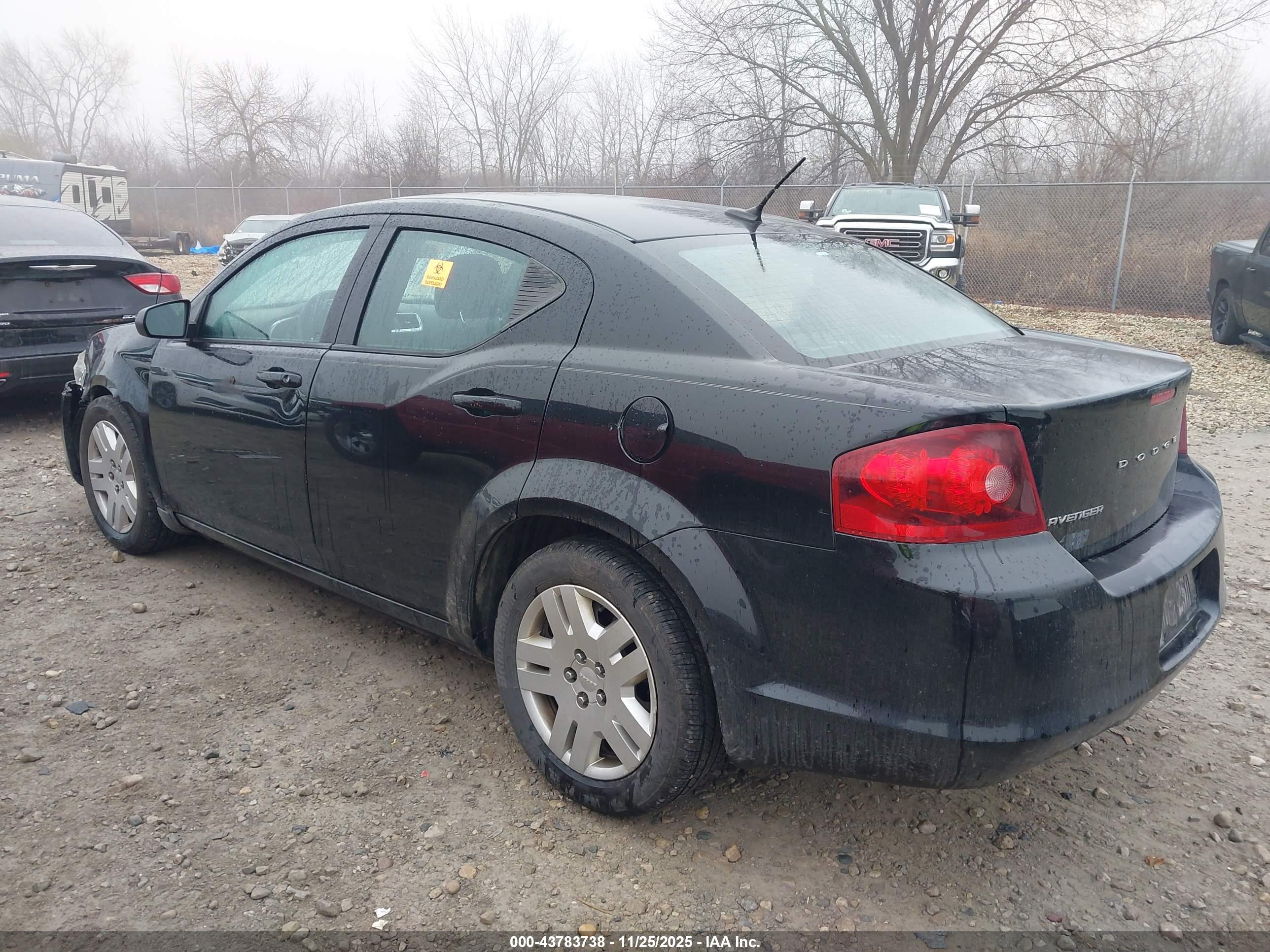 DODGE AVENGER image 3