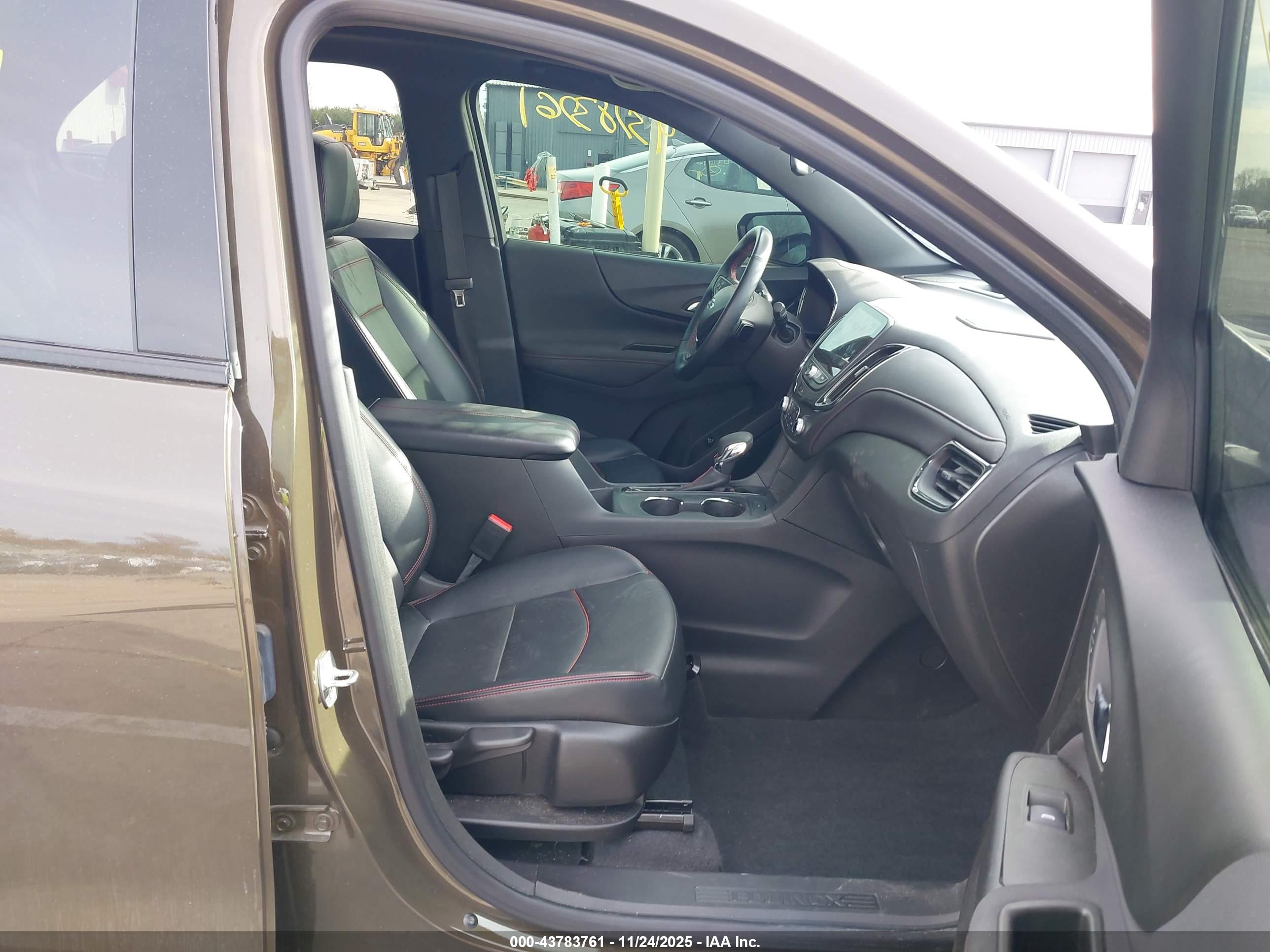 CHEVROLET EQUINOX image 5