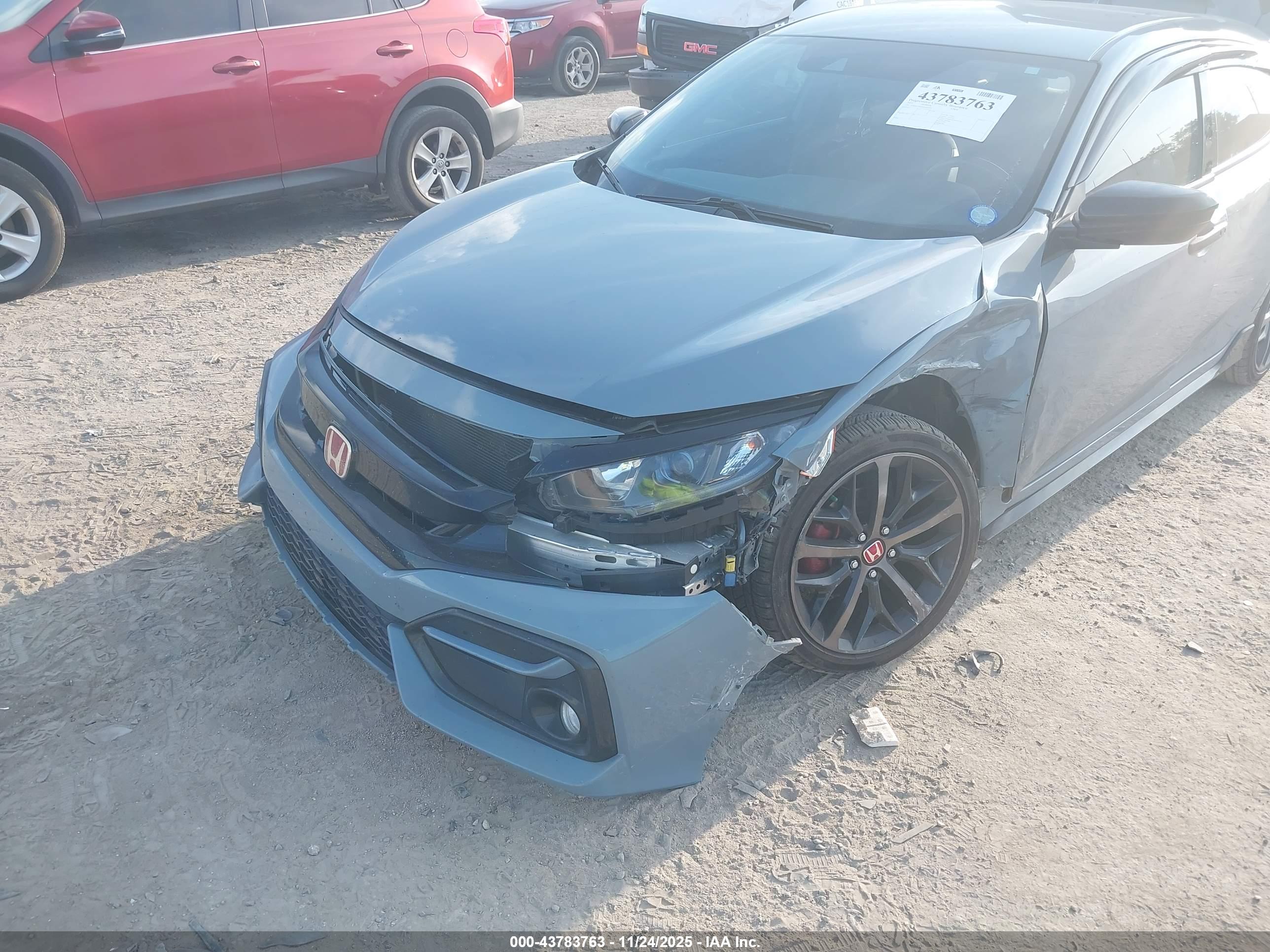 HONDA CIVIC image 6