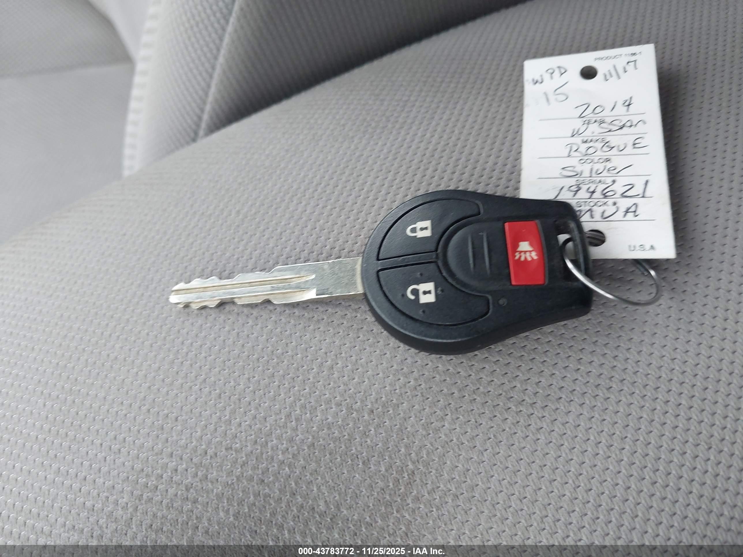 NISSAN ROGUE image 11