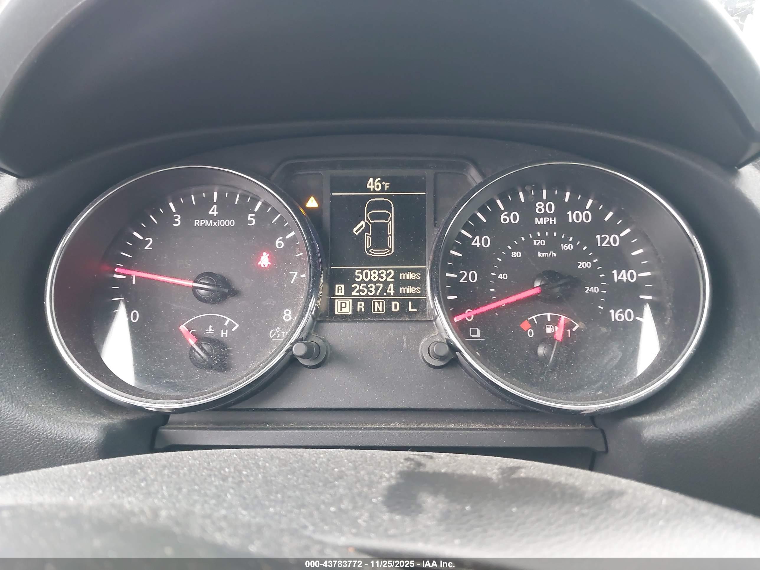 NISSAN ROGUE image 7