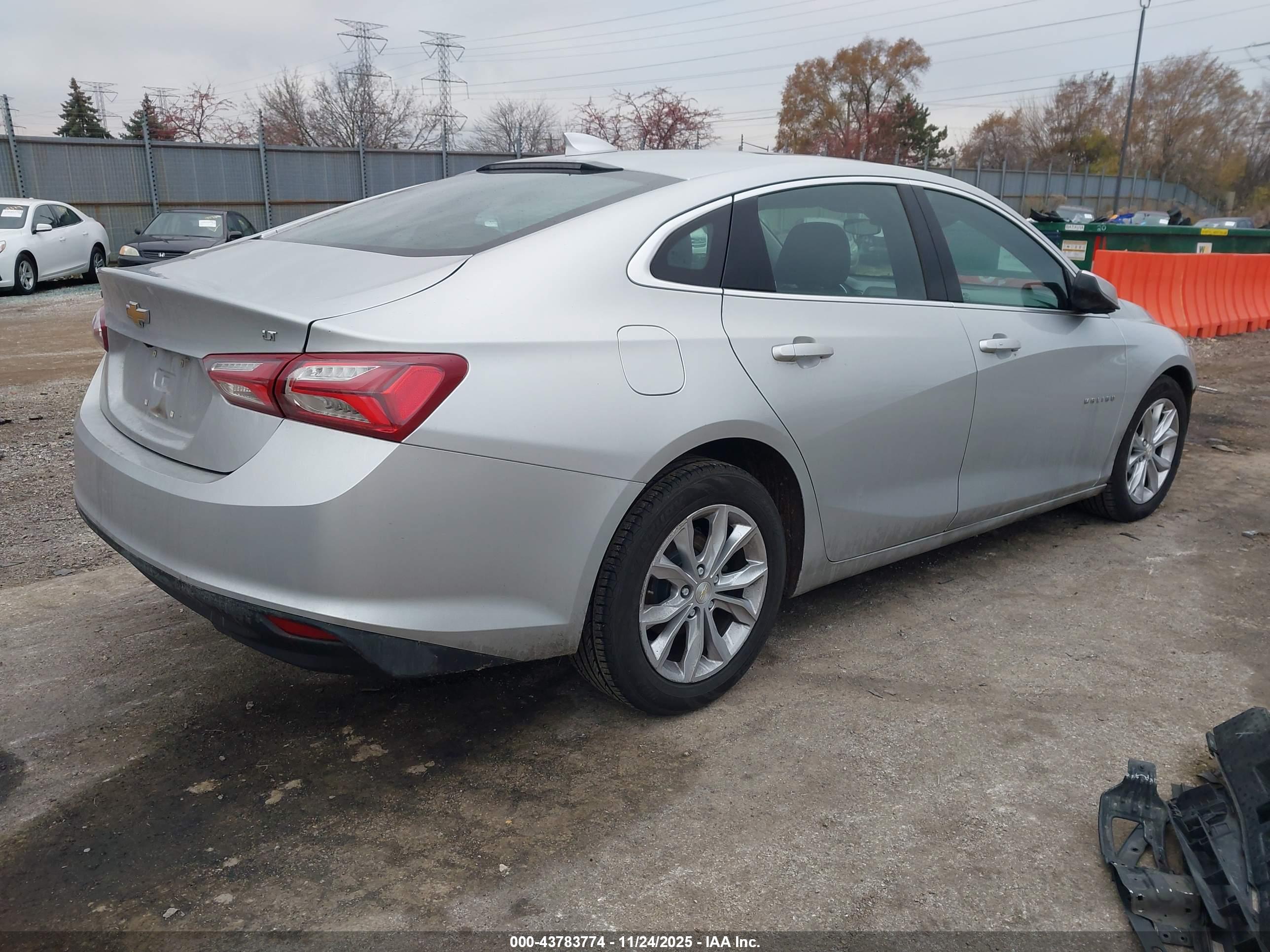CHEVROLET MALIBU image 4
