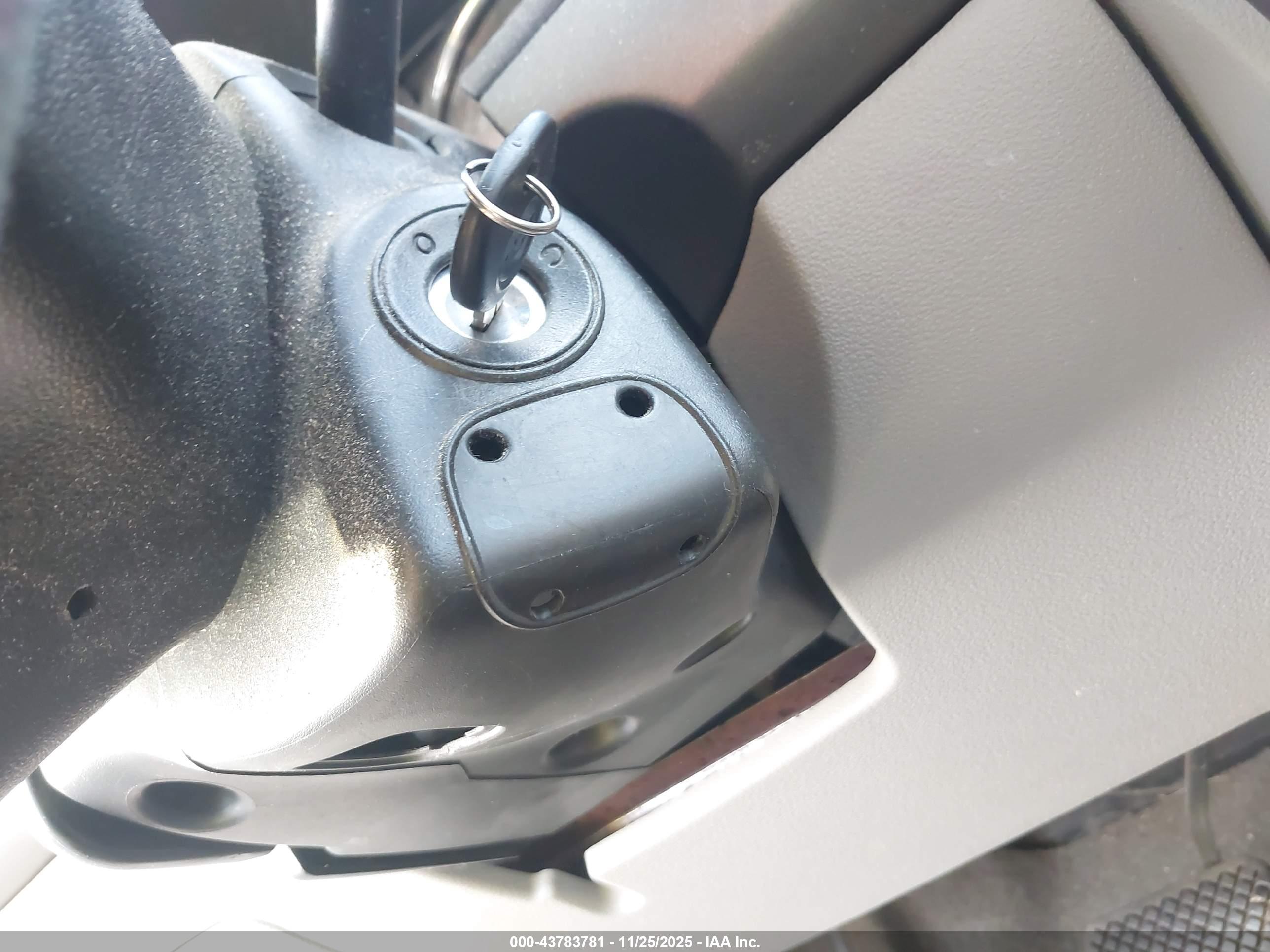 CHEVROLET COBALT image 11