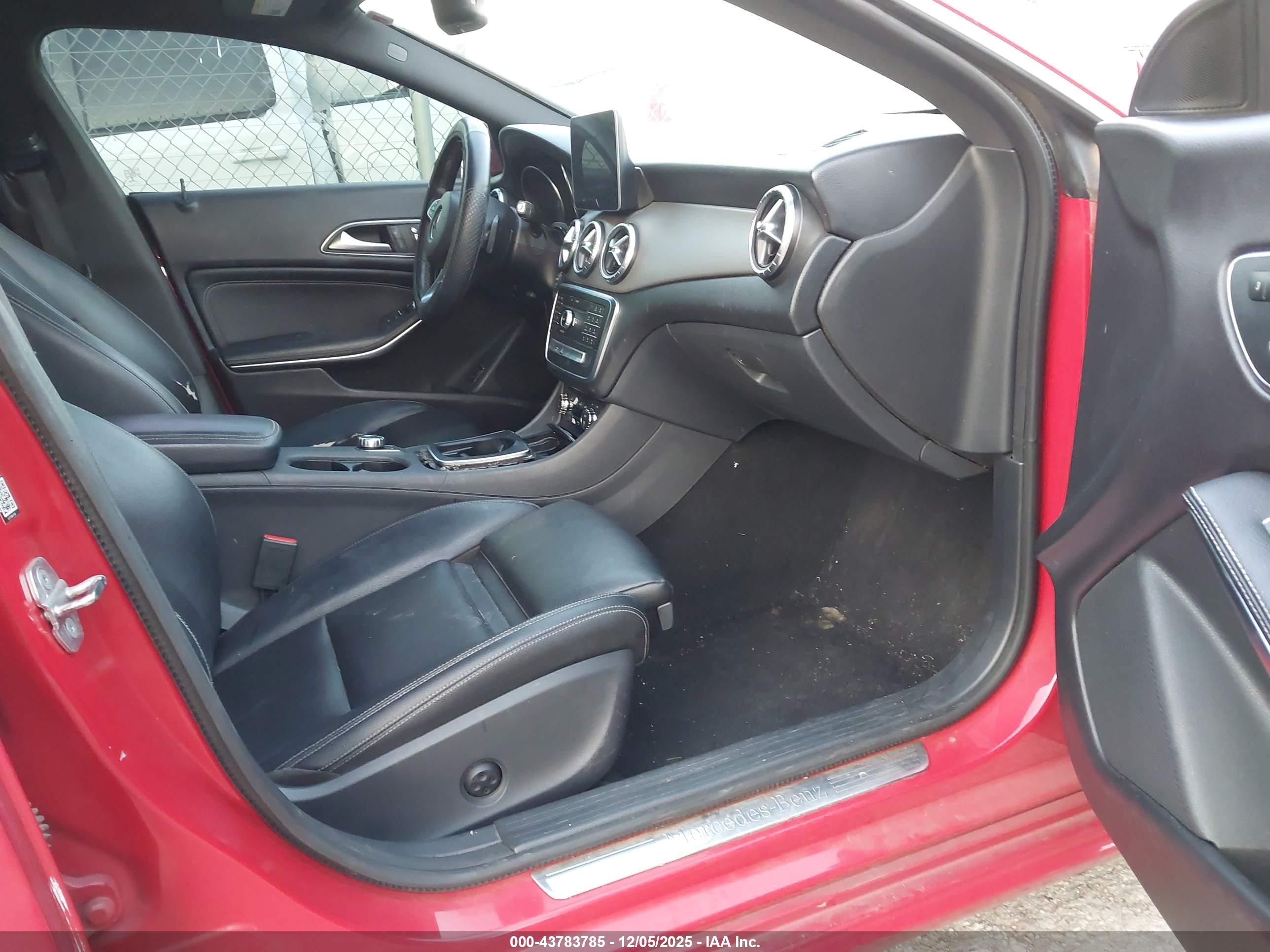MERCEDES-BENZ CLA image 5