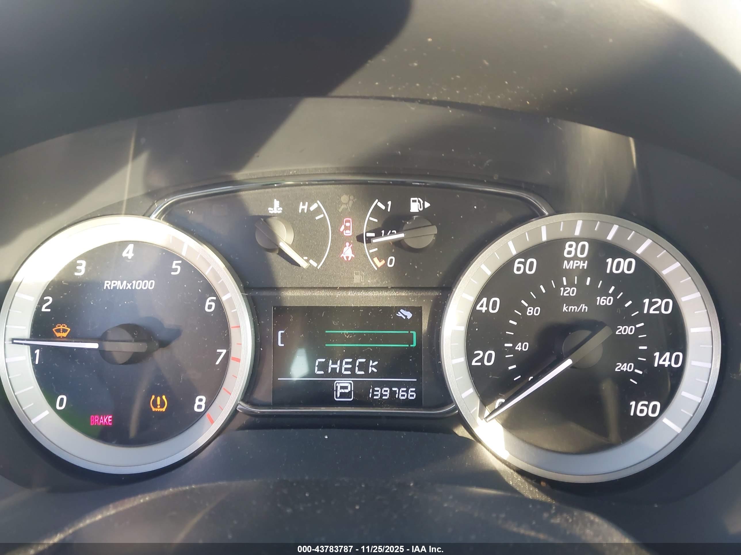 NISSAN SENTRA image 7