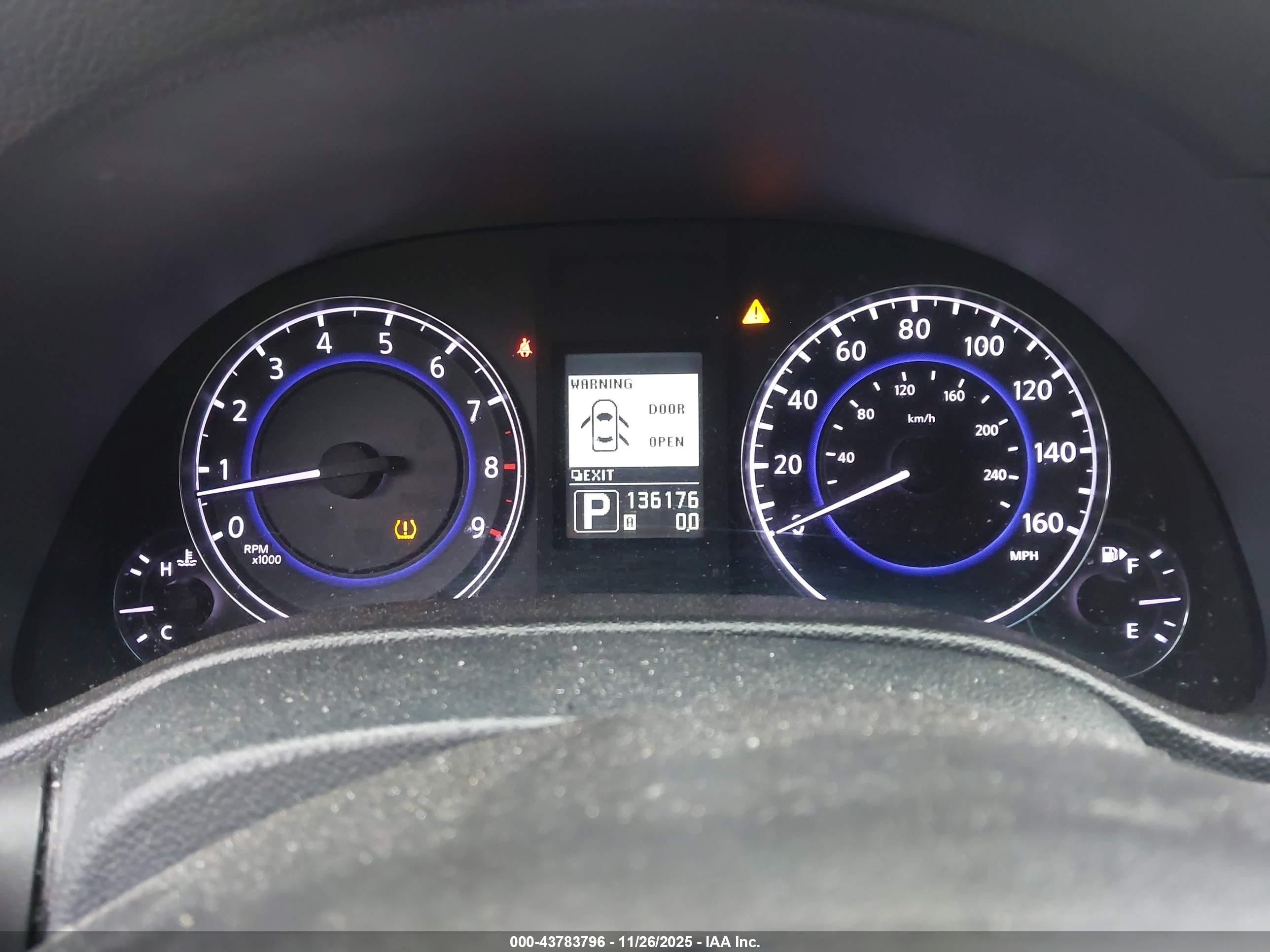 INFINITI G37X image 7