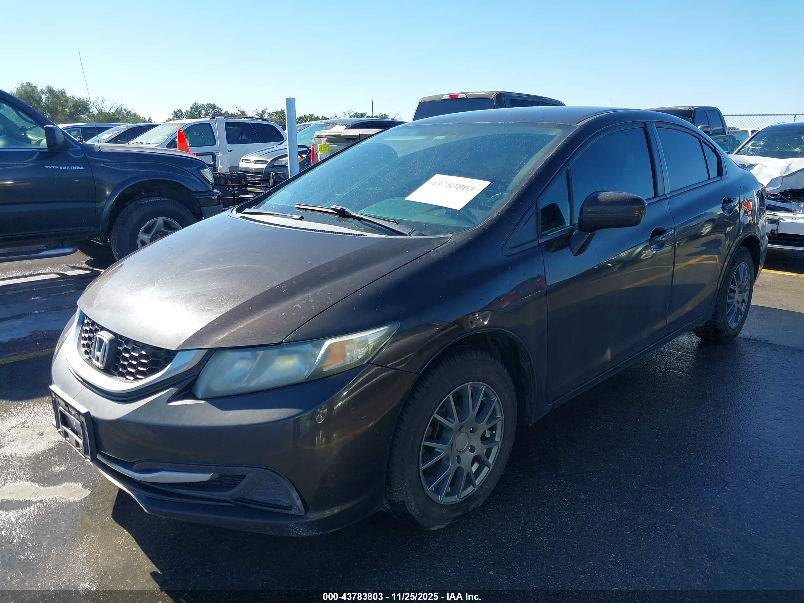 HONDA CIVIC image 2