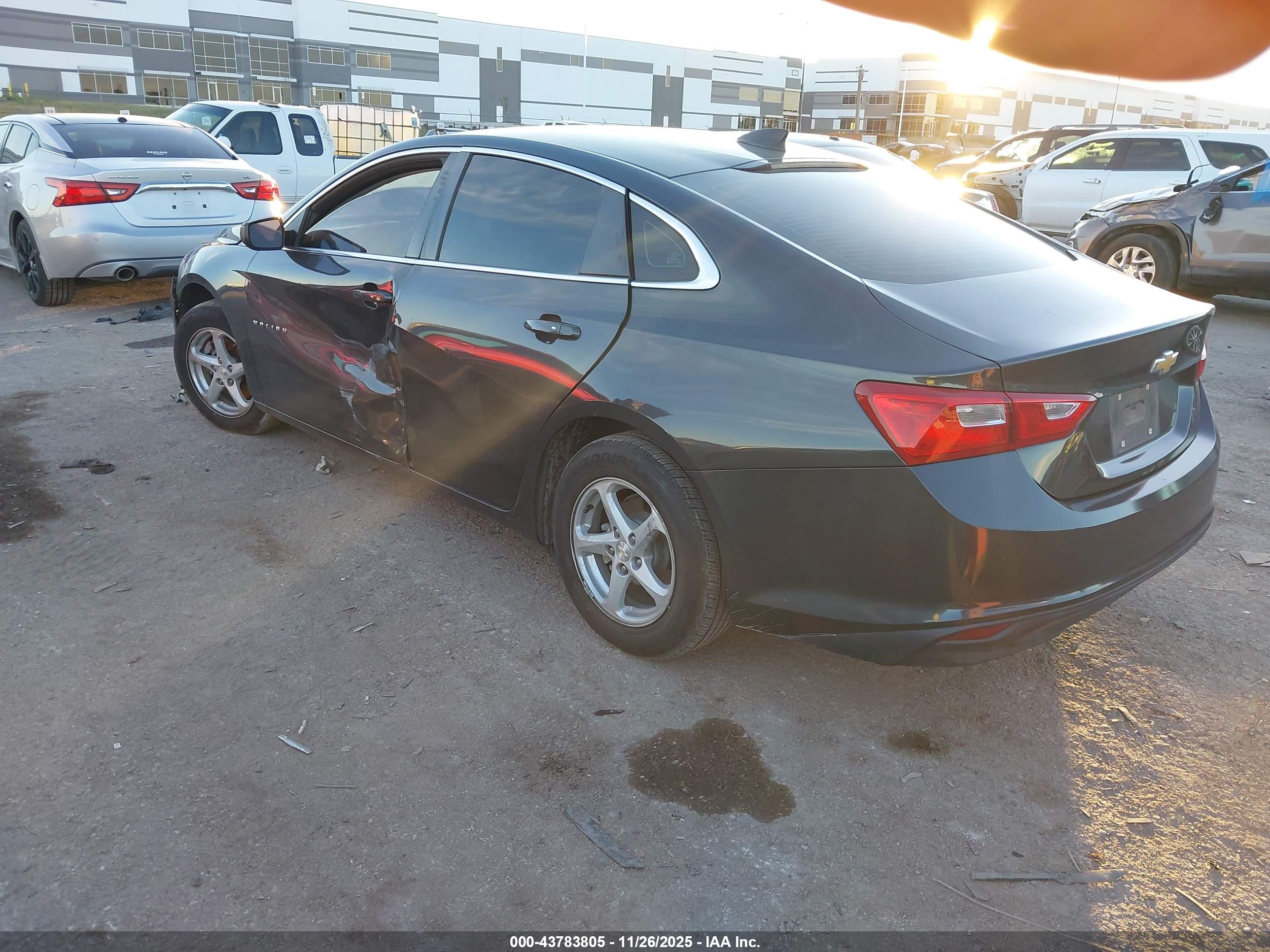 CHEVROLET MALIBU image 3