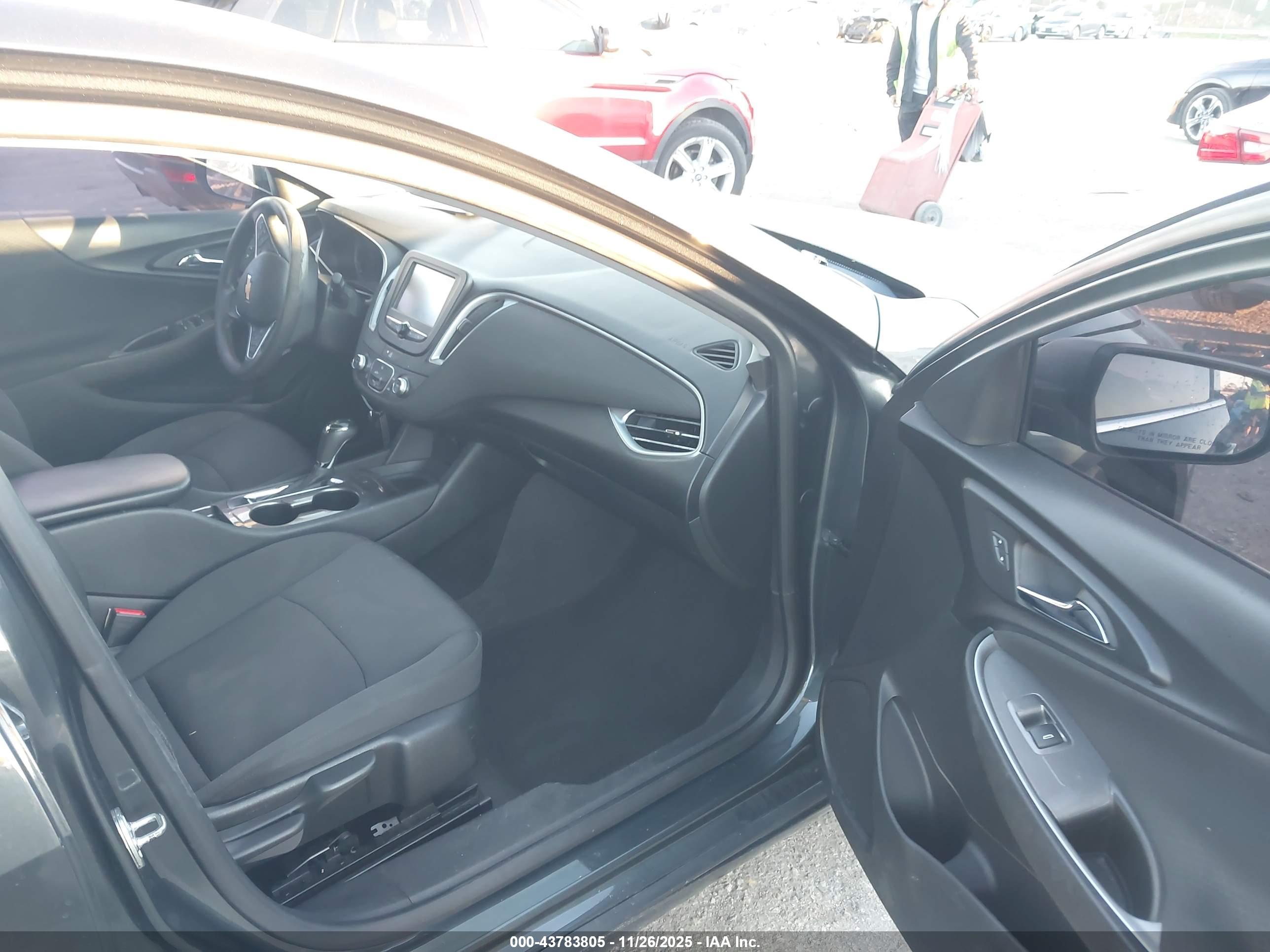 CHEVROLET MALIBU image 5