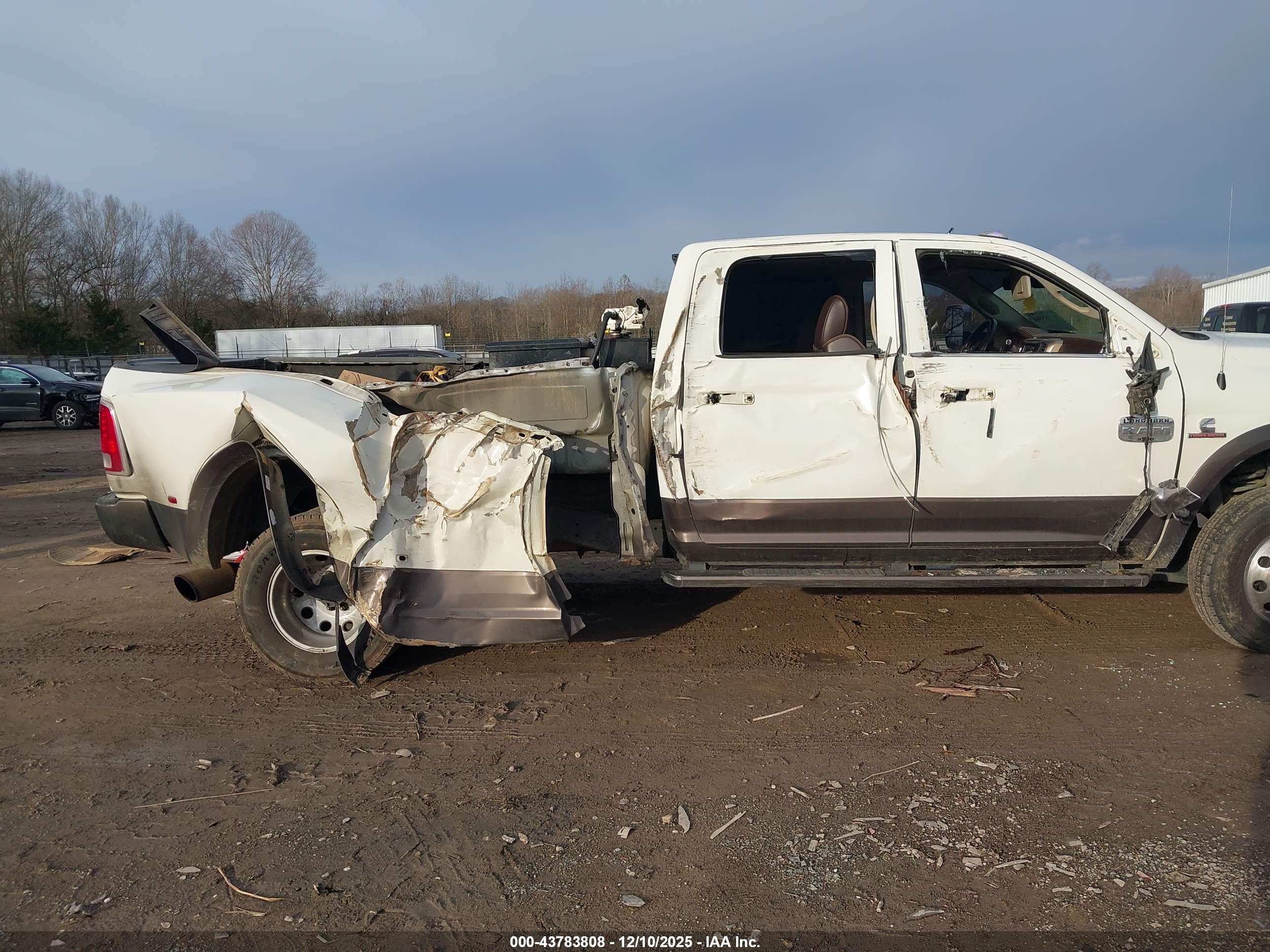 RAM 3500 image 6